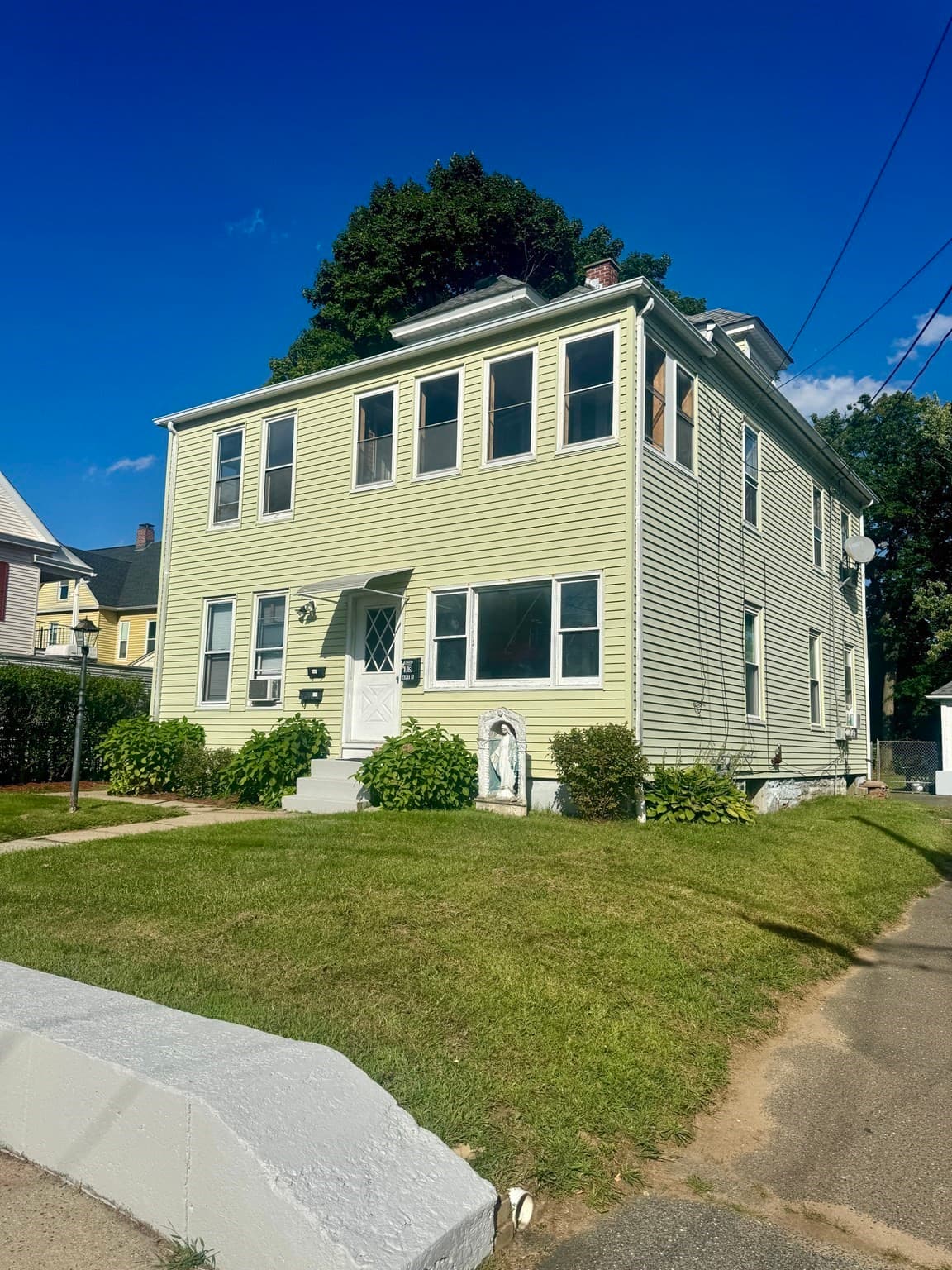 2 Family - 2 Units Up/Down at 13 Dexter St, Holyoke MA 01040, Holyoke, photo 3 of 24