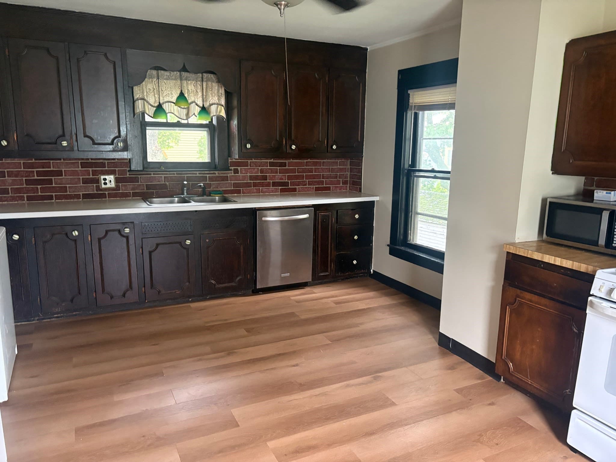 2 Family - 2 Units Up/Down at 13 Dexter St, Holyoke MA 01040, Holyoke, photo 10 of 24