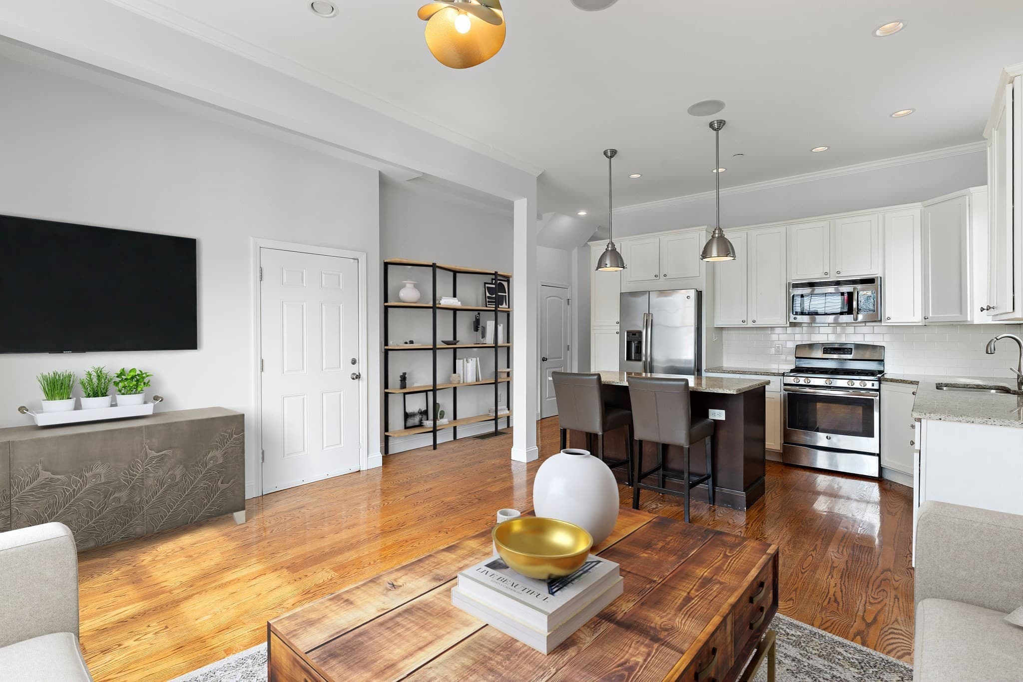 Condominium at 306 Maverick St # 1, Boston MA 02128, photo 2 of 31