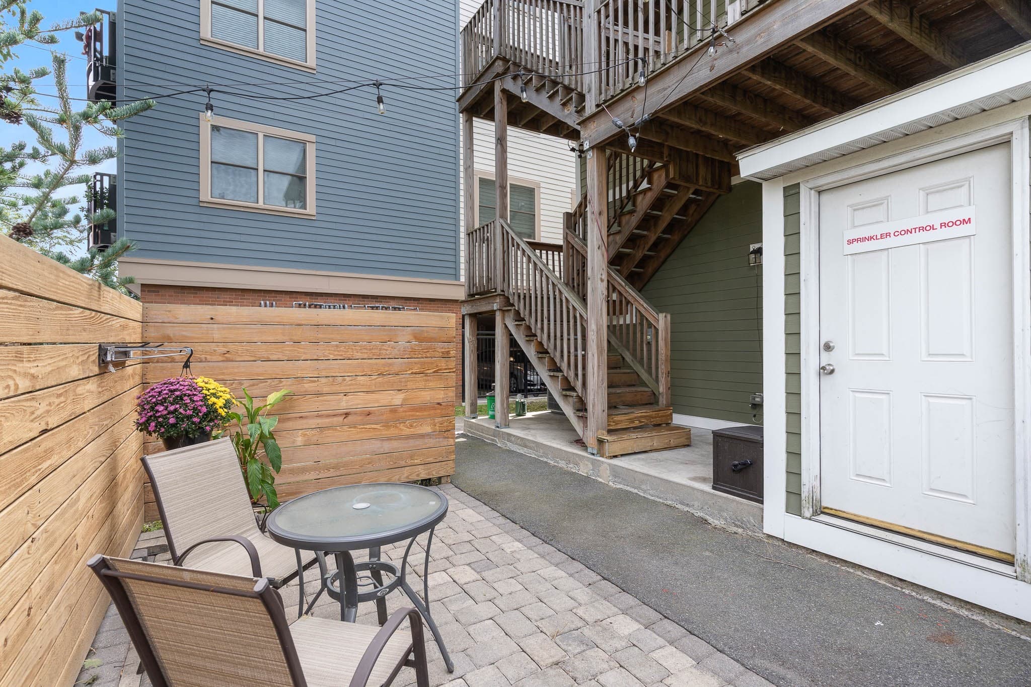 Condominium at 306 Maverick St # 1, Boston MA 02128, photo 30 of 31