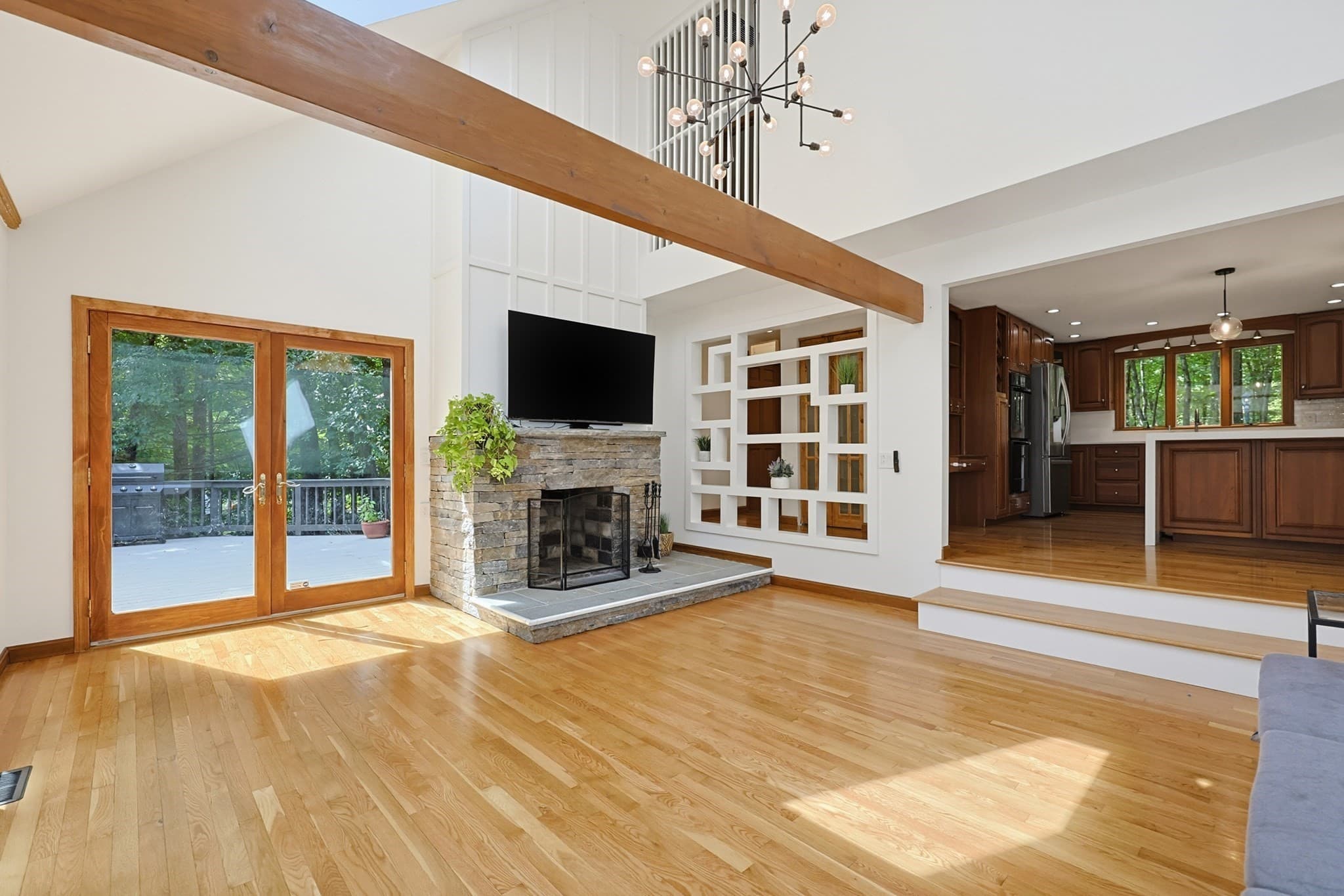Single Family Residence at 3 Goodrich Rd, Sturbridge MA 01566, Sturbridge, photo 6 of 42