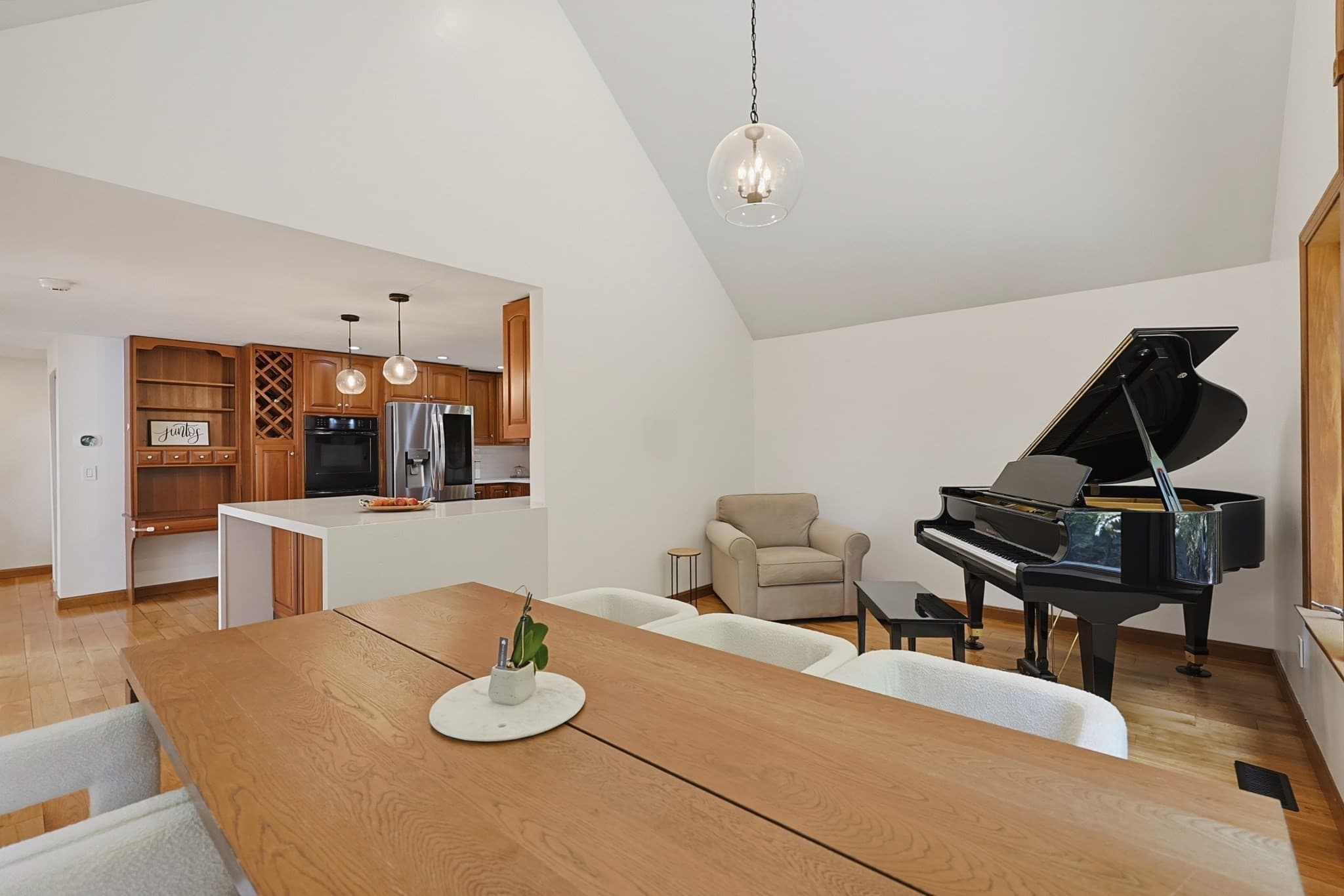 Single Family Residence at 3 Goodrich Rd, Sturbridge MA 01566, Sturbridge, photo 13 of 42