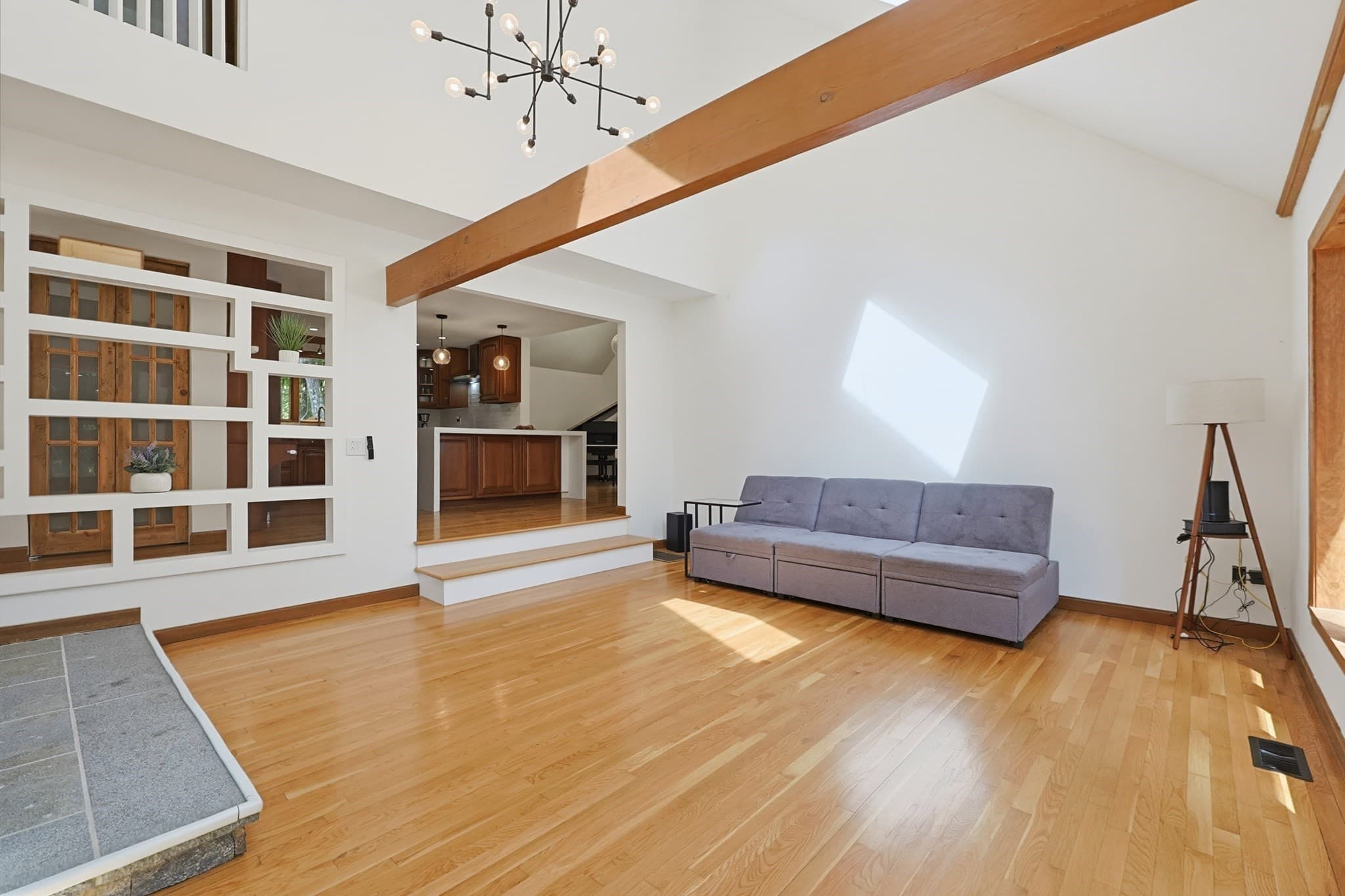 Single Family Residence at 3 Goodrich Rd, Sturbridge MA 01566, Sturbridge, photo 7 of 42