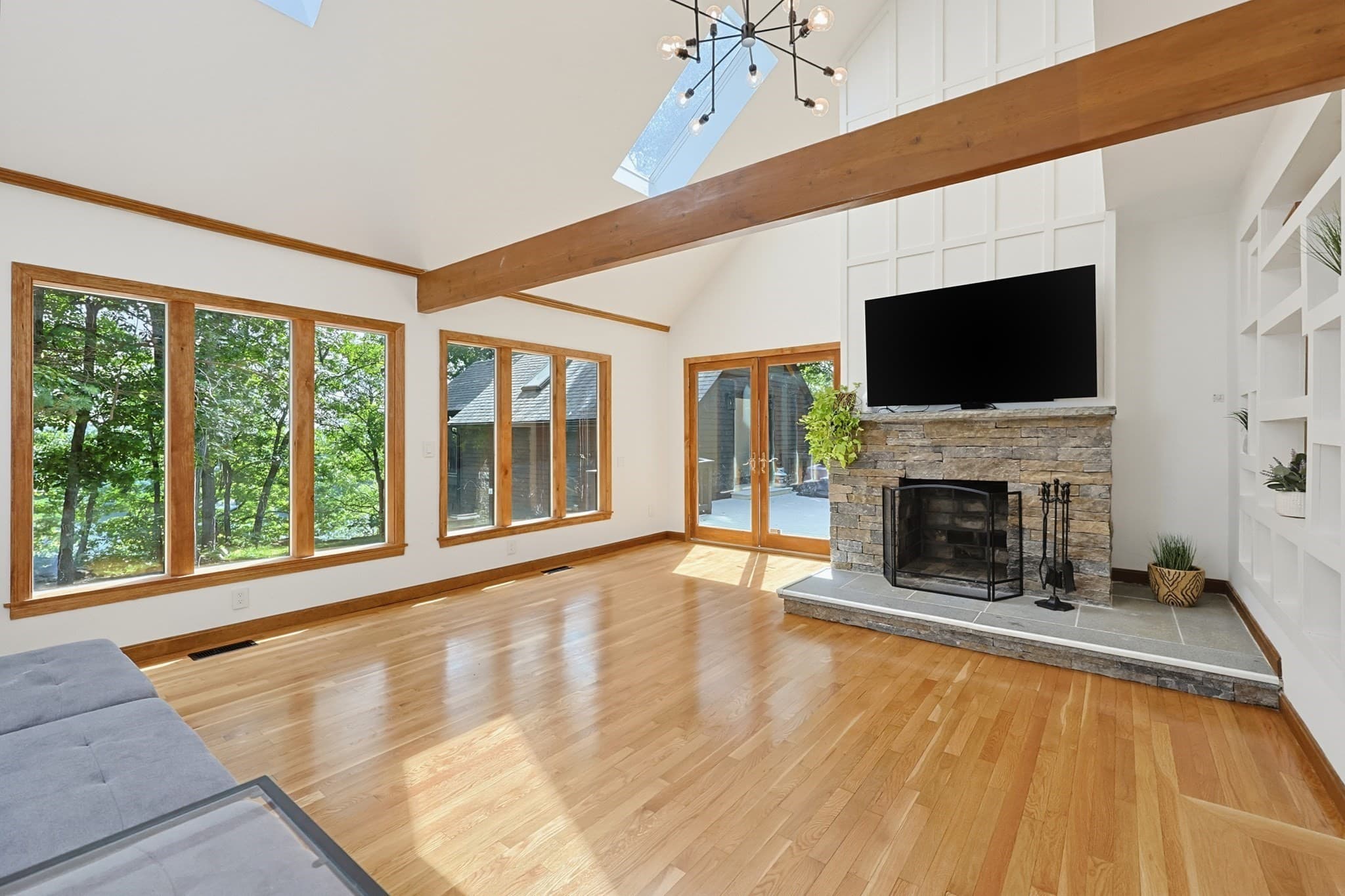 Single Family Residence at 3 Goodrich Rd, Sturbridge MA 01566, Sturbridge, photo 5 of 42