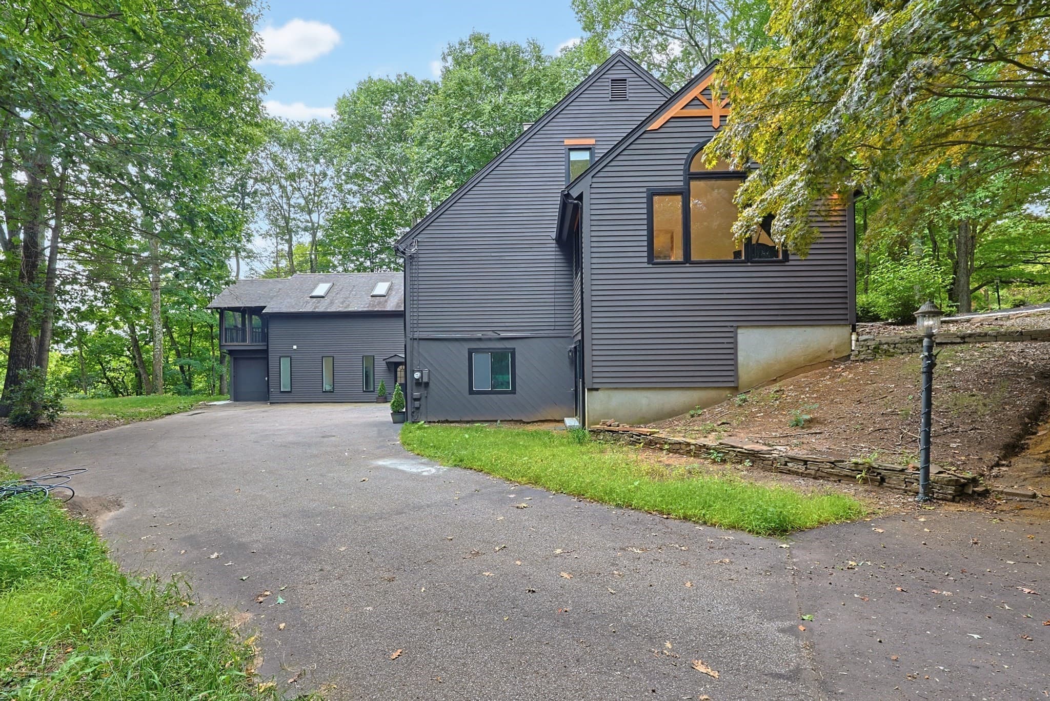 Single Family Residence at 3 Goodrich Rd, Sturbridge MA 01566, Sturbridge, photo 41 of 42