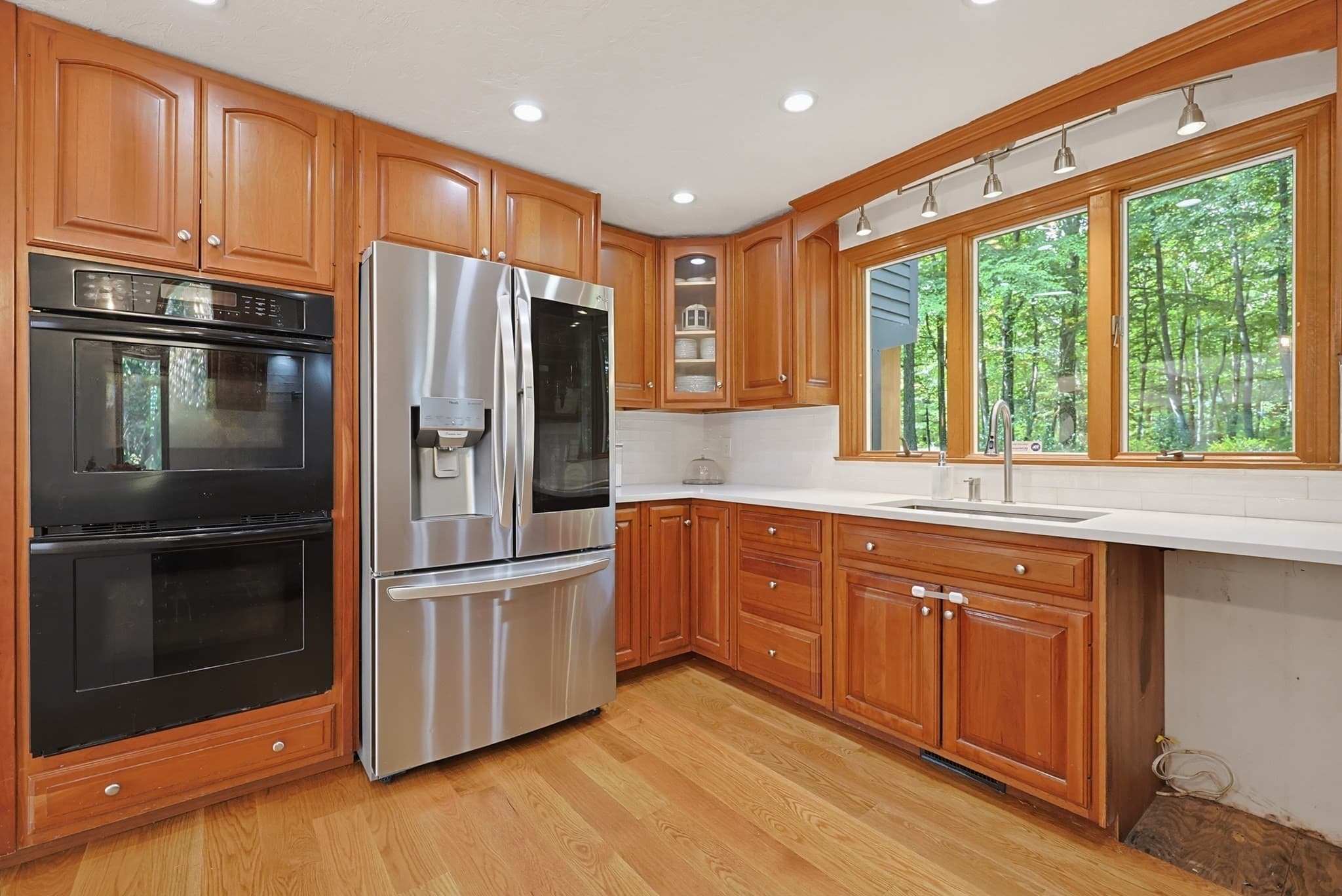 Single Family Residence at 3 Goodrich Rd, Sturbridge MA 01566, Sturbridge, photo 11 of 42