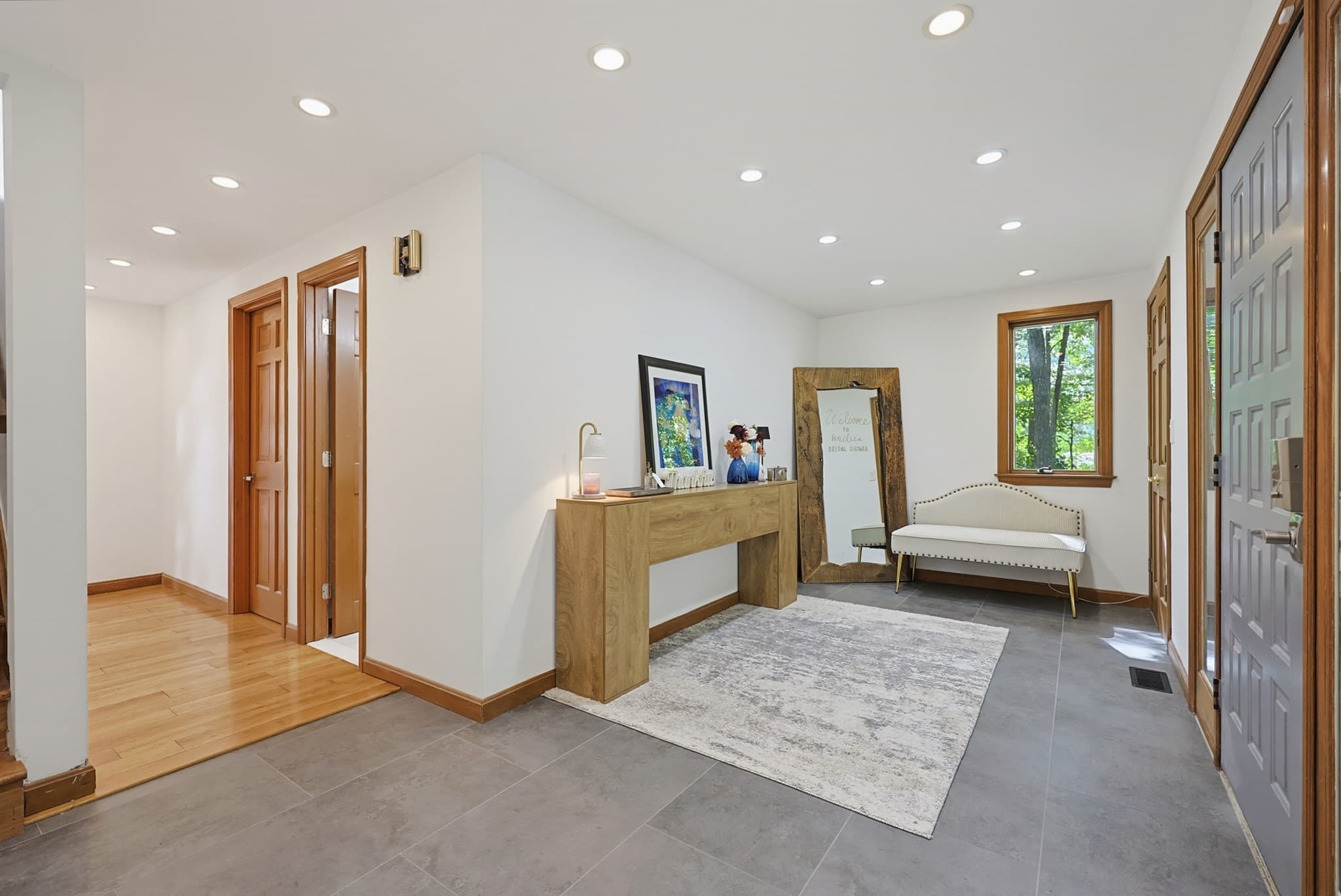 Single Family Residence at 3 Goodrich Rd, Sturbridge MA 01566, Sturbridge, photo 4 of 42