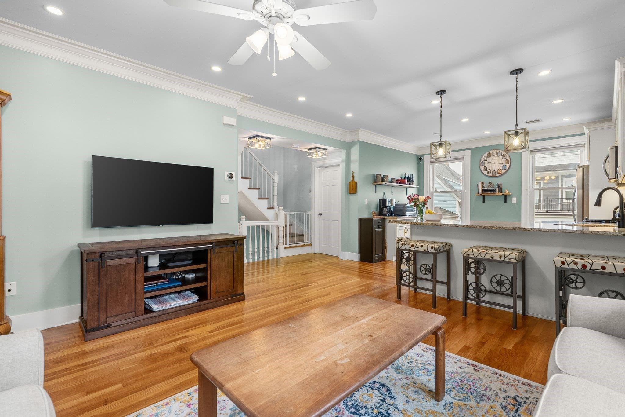 2 Family - 2 Units Up/Down at 33 Cohasset St, Boston MA 02131, Boston, photo 5 of 38