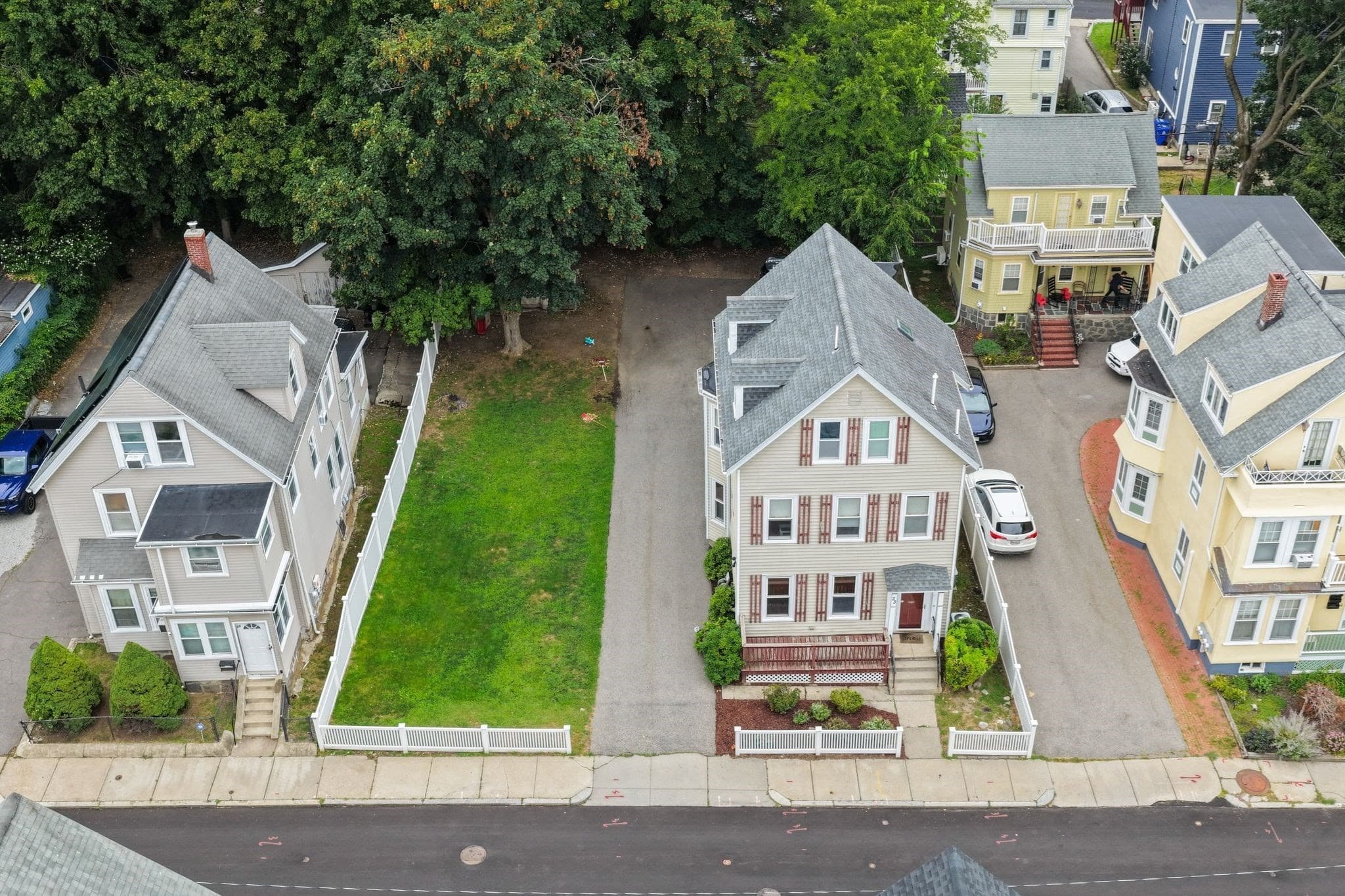 2 Family - 2 Units Up/Down at 33 Cohasset St, Boston MA 02131, Boston, photo 35 of 38
