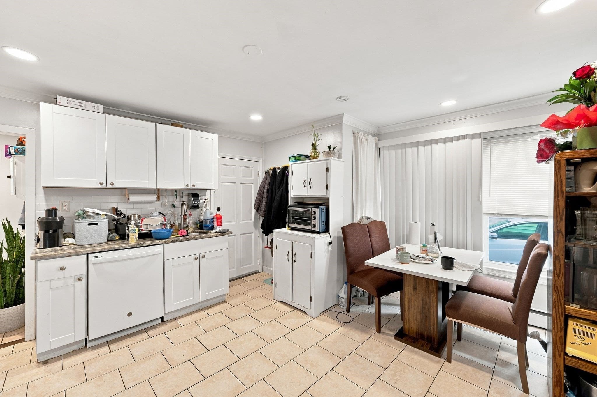 3 Family - 3 Units Up/Down at 89 Eutaw Ave, Lynn MA 01902, Lynn, photo 10 of 36