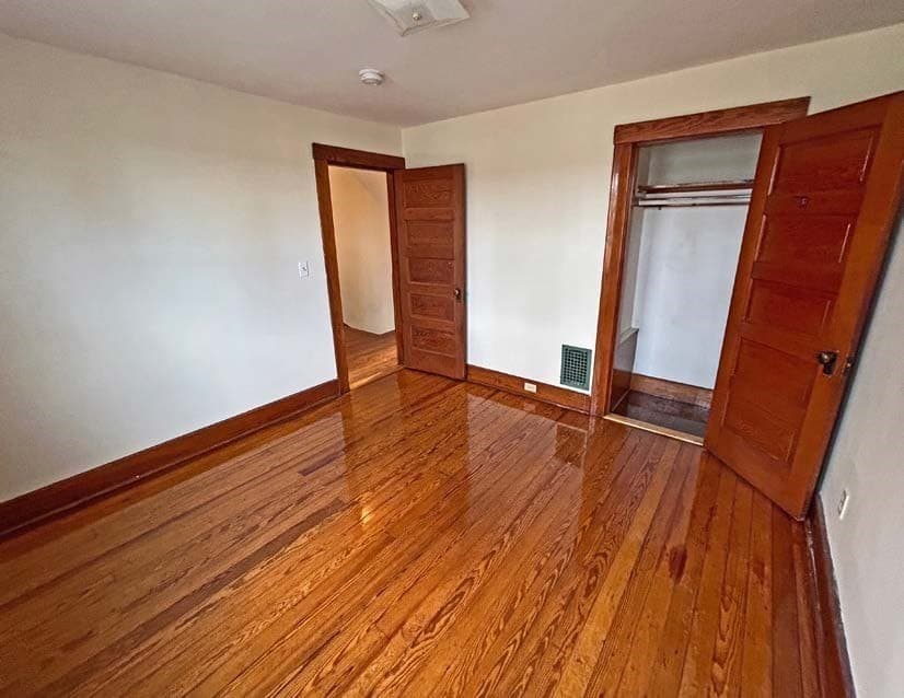 5+ Family - 5+ Units Side by Side at 10-32 Overlook St, Northbridge MA 01588, photo 13 of 22