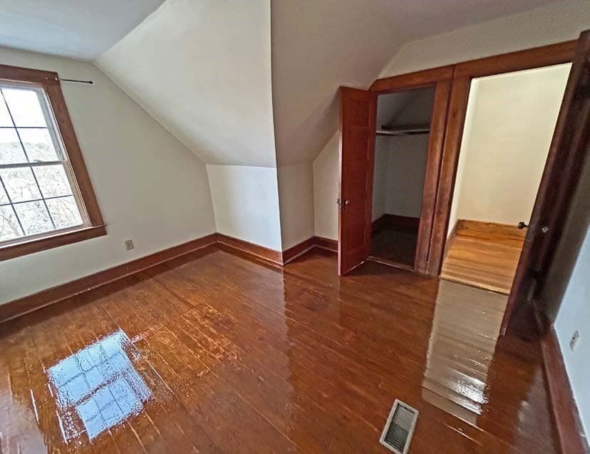 5+ Family - 5+ Units Side by Side at 10-32 Overlook St, Northbridge MA 01588, photo 12 of 22