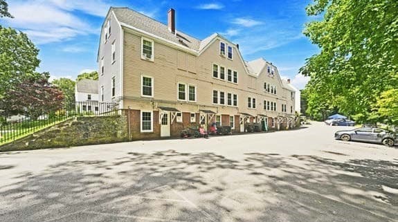 5+ Family - 5+ Units Side by Side at 10-32 Overlook St, Northbridge MA 01588, photo 5 of 22