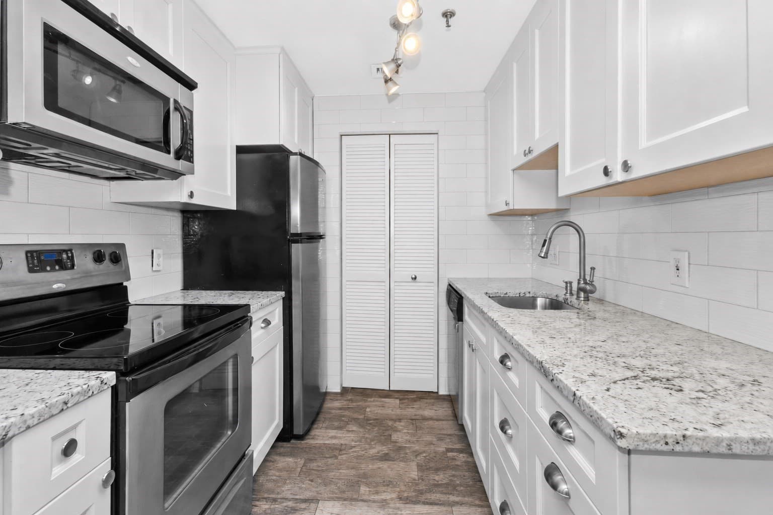 Condominium at 124 Tudor Street # C, Boston MA 02127, Boston, photo 7 of 25