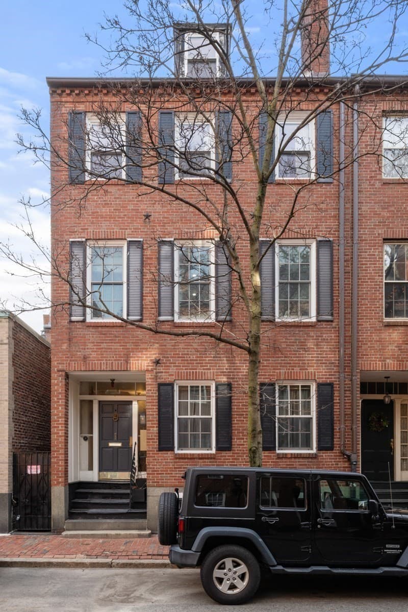 Condominium at 1 Melrose Street # 4, Boston MA 02116, photo 14 of 15
