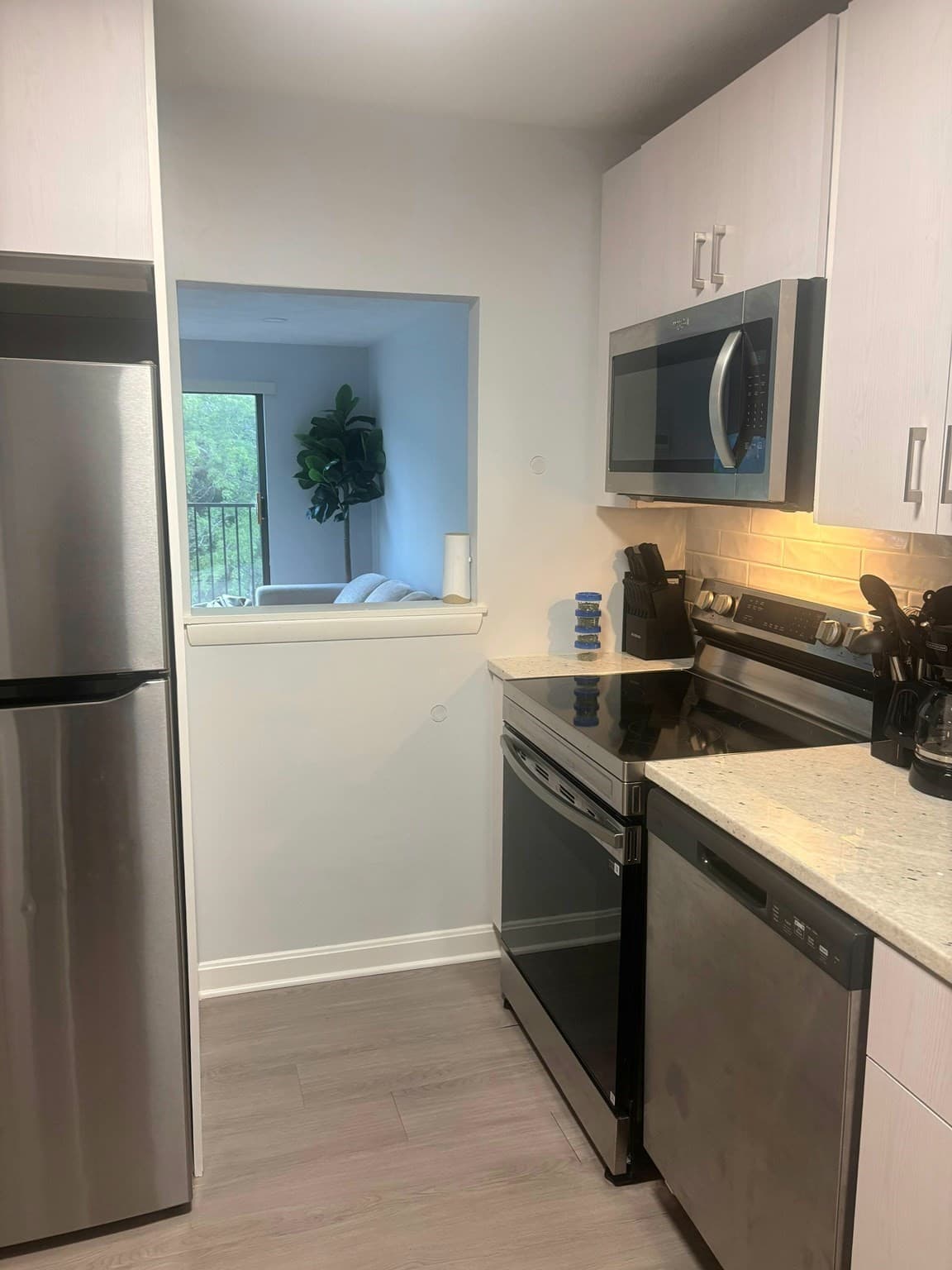 Condominium at 505 Washington # 46, Chelsea MA 02150, Chelsea, photo 2 of 10