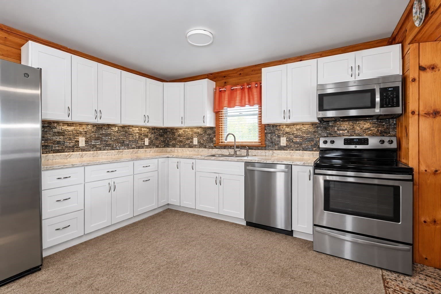 Single Family Residence at 12 North Blvd, Wareham MA 02558, Wareham, photo 6 of 24