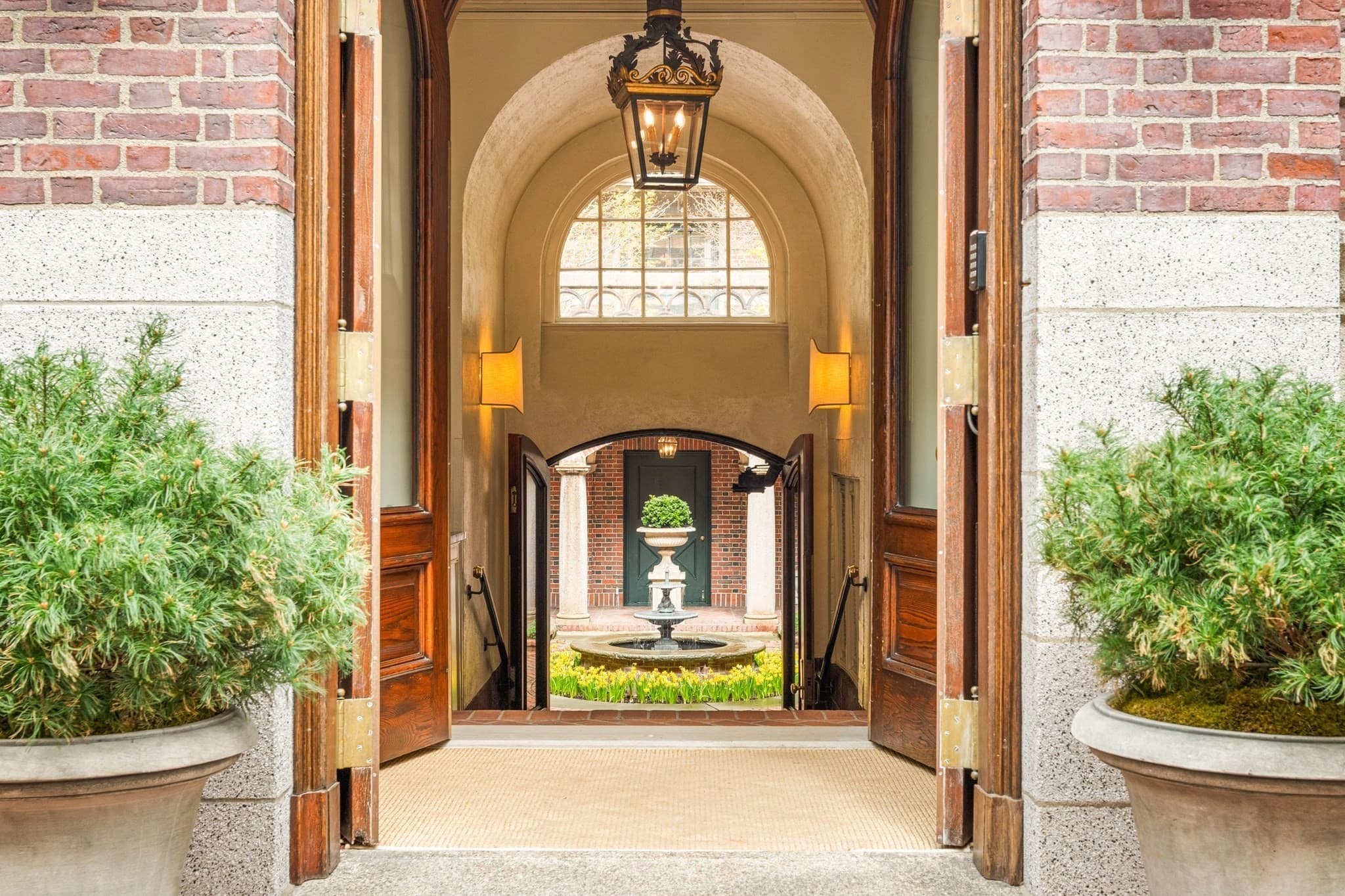 101 Chestnut Street, Boston MA 02108