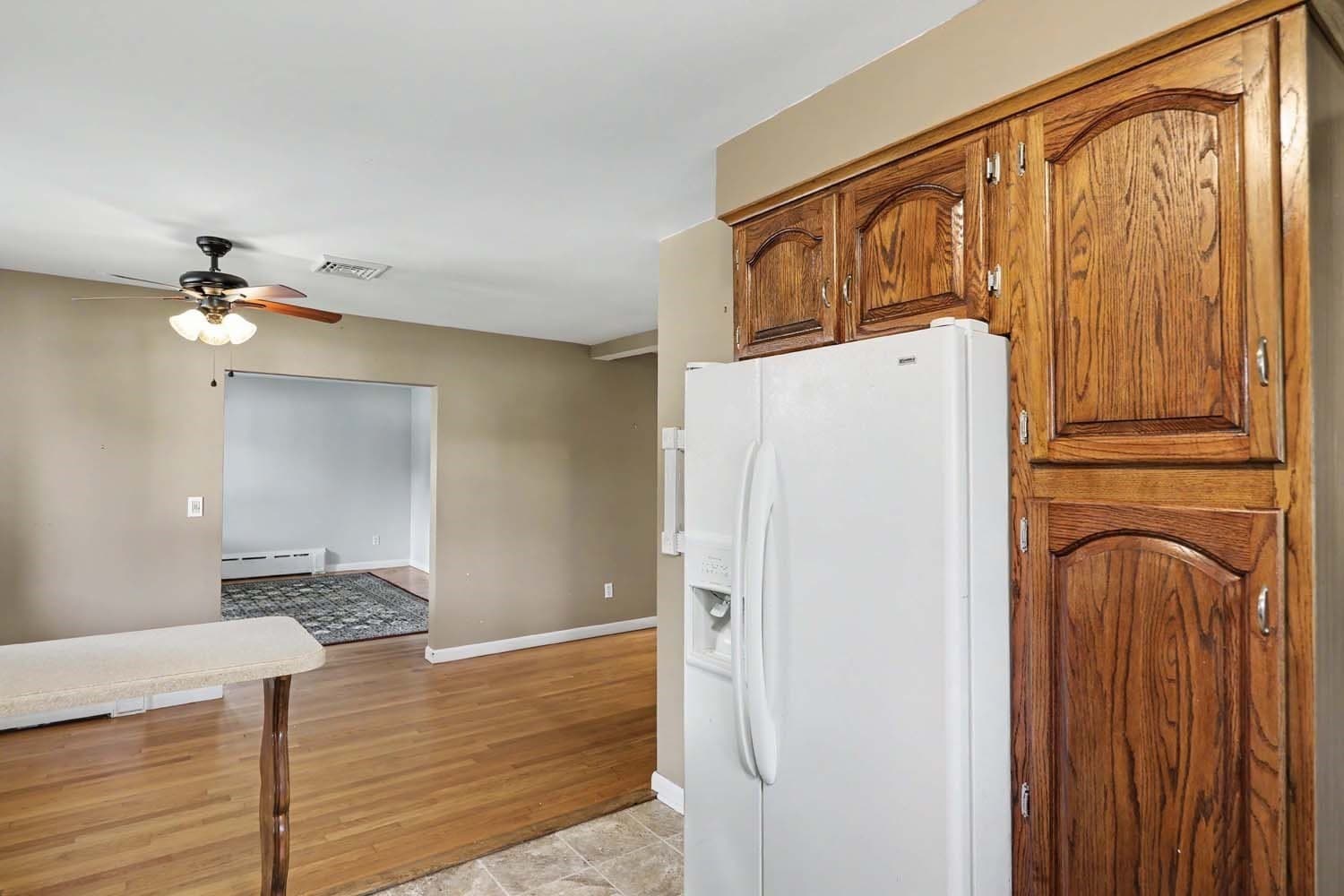 Single Family Residence at 47 Restful Valley Rd, Tiverton RI 02878, Tiverton, photo 13 of 32