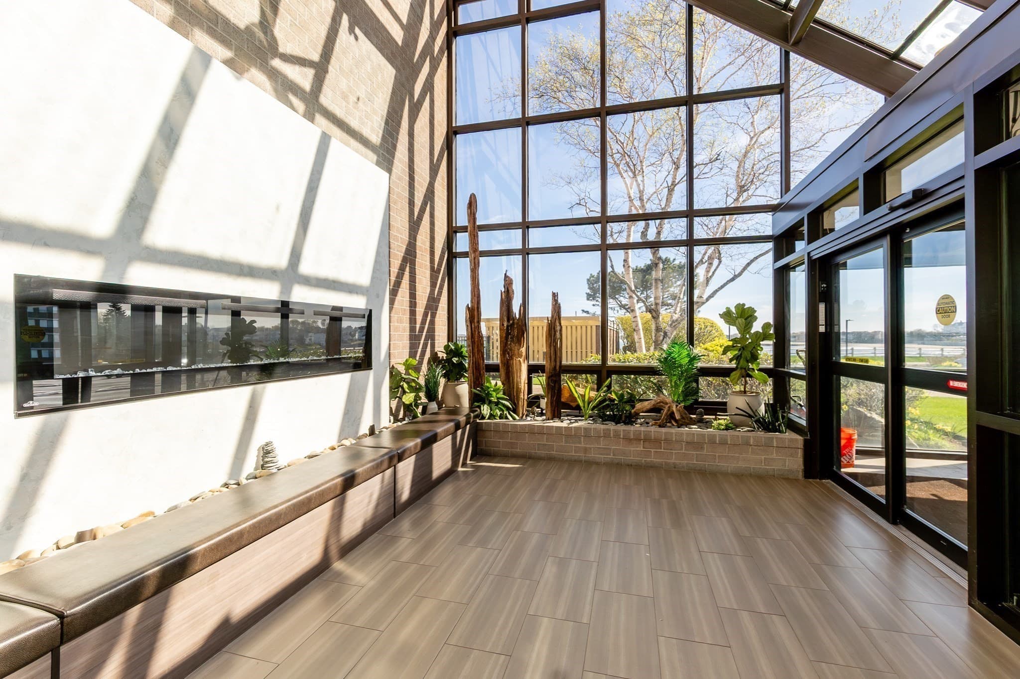 Condominium at 1 Seal Harbor # 916, Winthrop MA 02152, Winthrop, photo 24 of 28