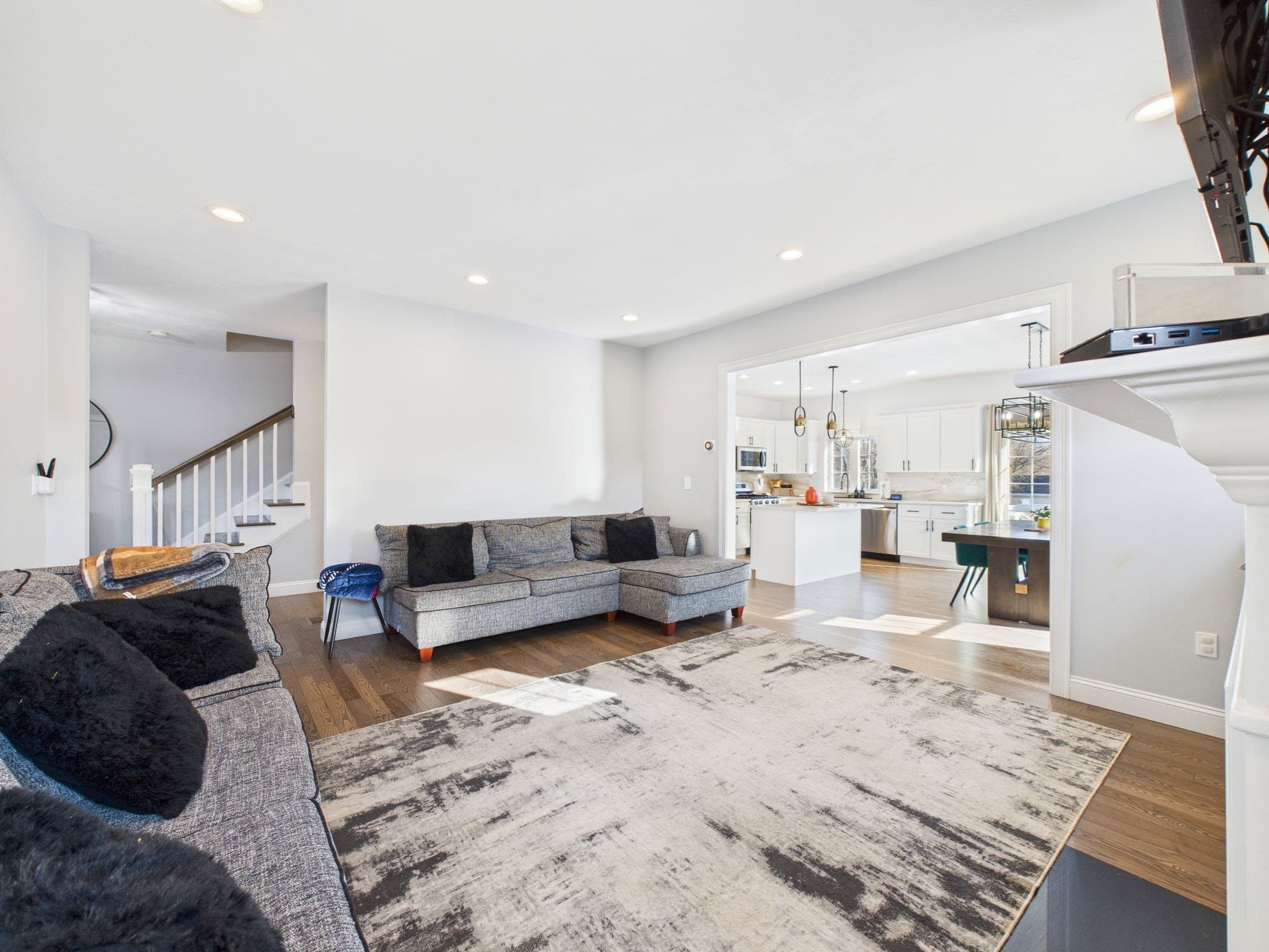 Condominium at 10 Johnny Mac Way # B, Taunton MA 02780, Taunton, photo 5 of 38