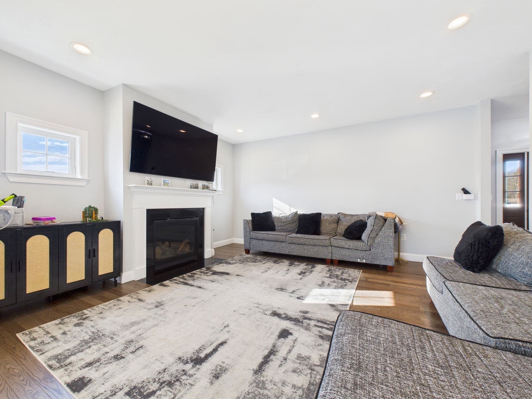 Condominium at 10 Johnny Mac Way # B, Taunton MA 02780, Taunton, photo 4 of 38