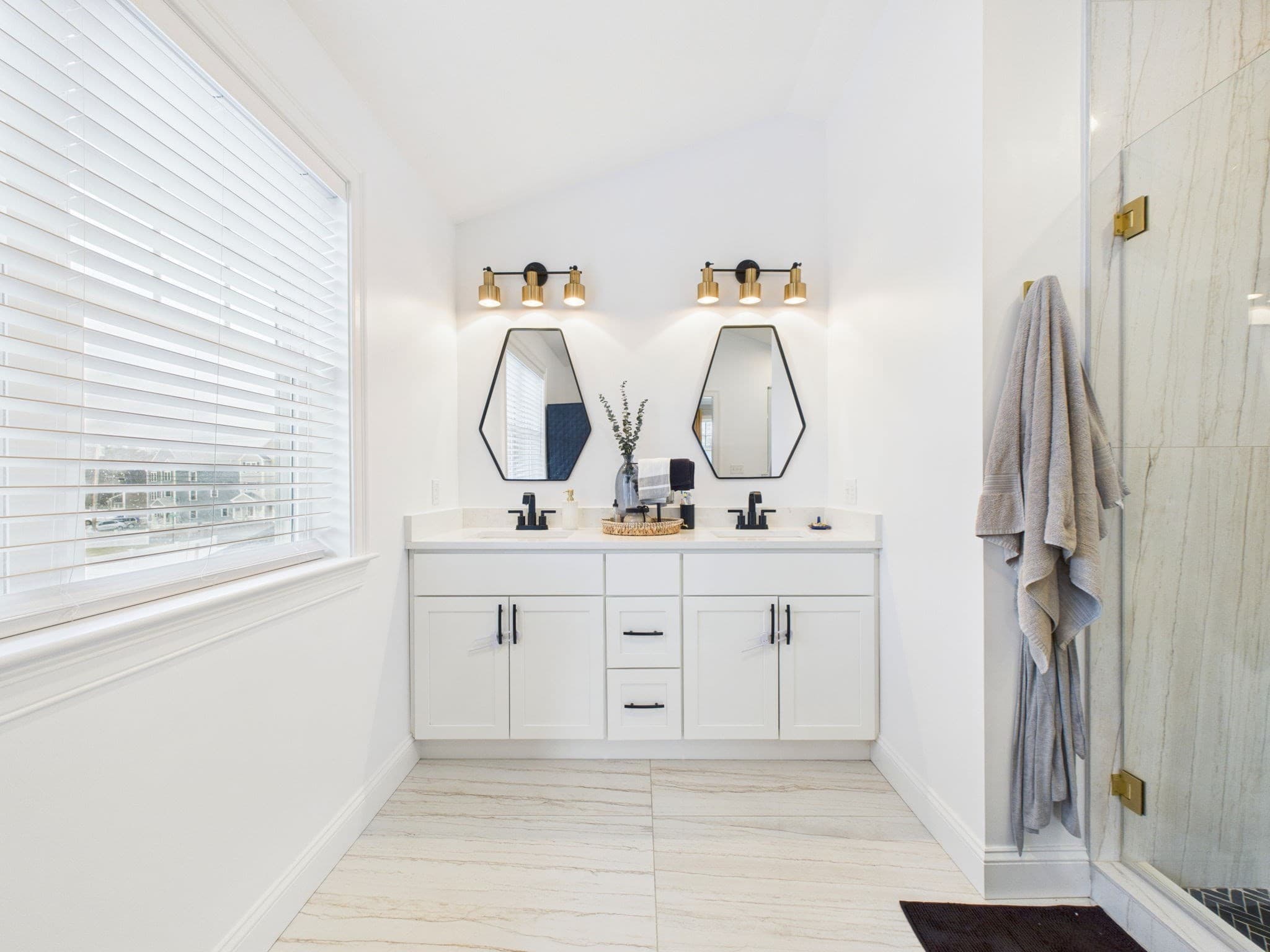 Condominium at 10 Johnny Mac Way # B, Taunton MA 02780, Taunton, photo 25 of 38