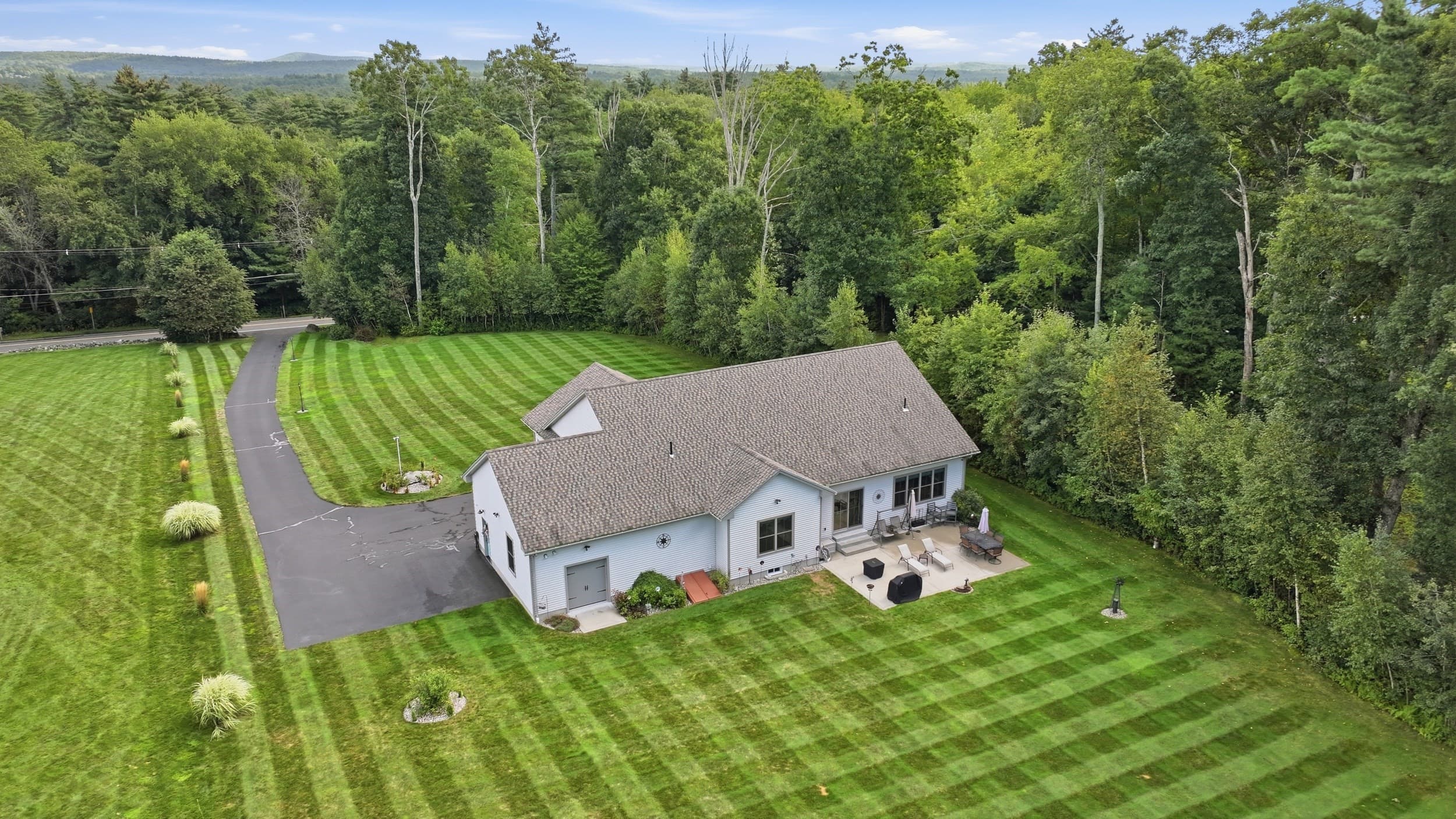 Single Family Residence at 406 N Liberty St, Belchertown MA 01007, Belchertown, photo 41 of 42