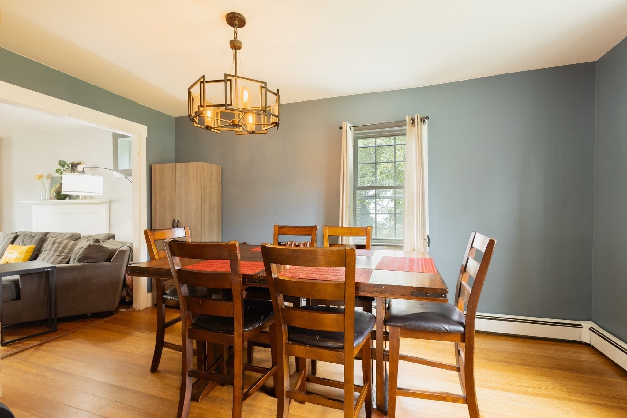 Single Family Residence at 147 W Broadway, Gardner MA 01440, Gardner, photo 9 of 25