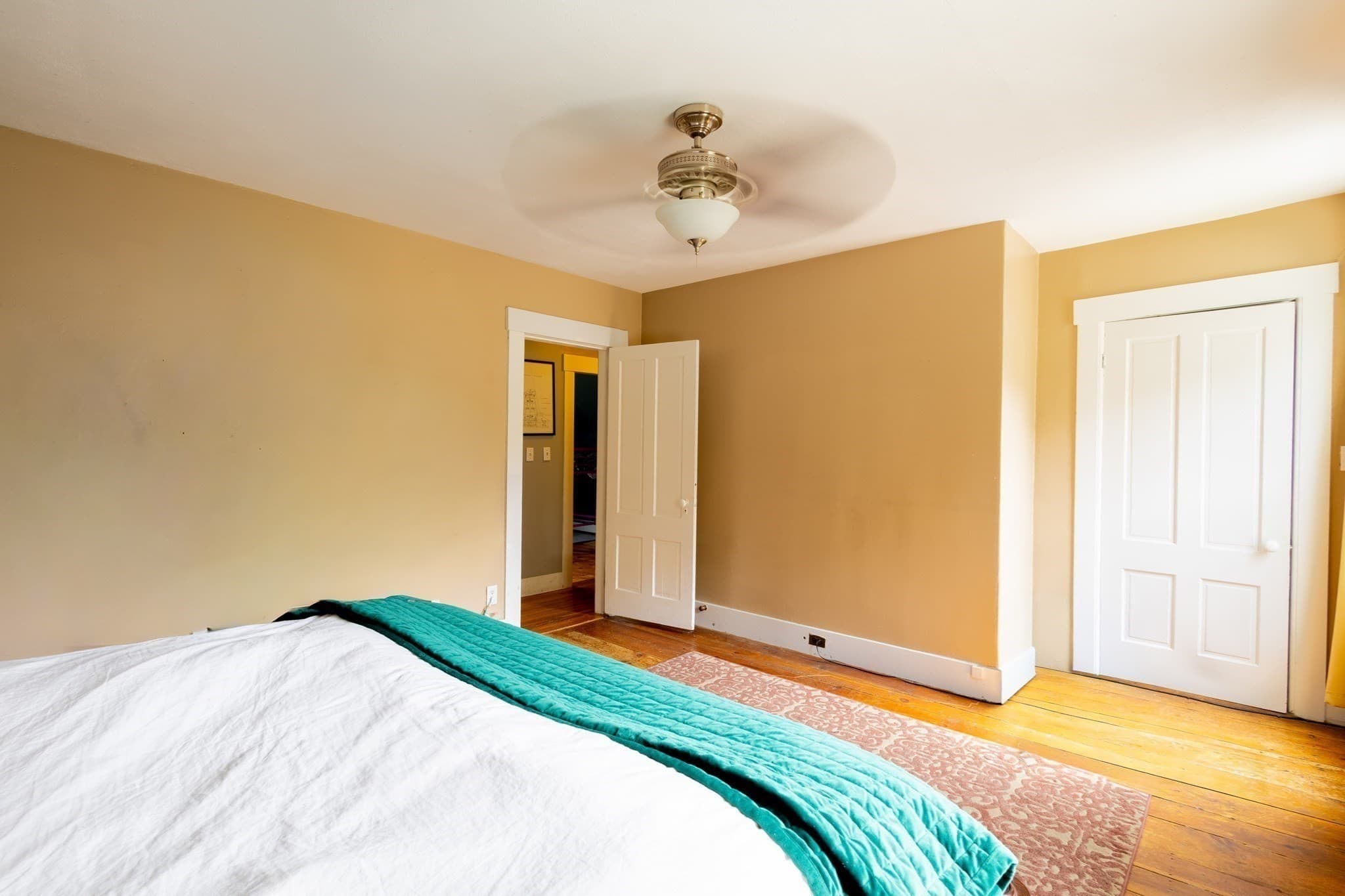 Single Family Residence at 147 W Broadway, Gardner MA 01440, Gardner, photo 18 of 25