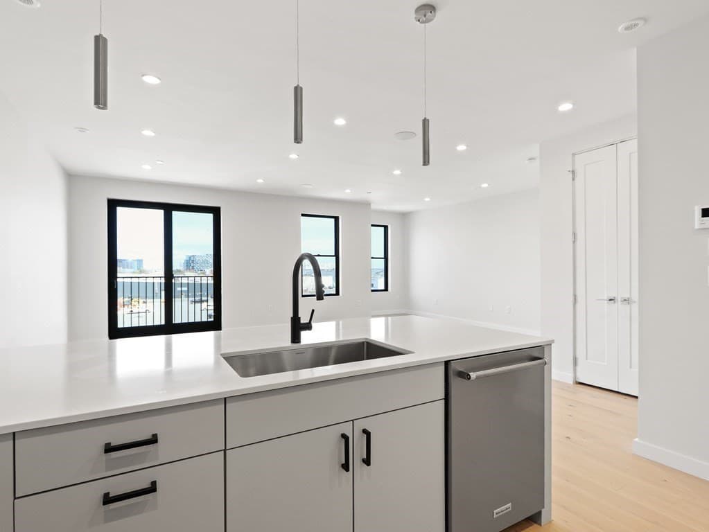 Condominium at 340 West 2nd Street # 17, Boston MA 02127, Boston, photo 11 of 36