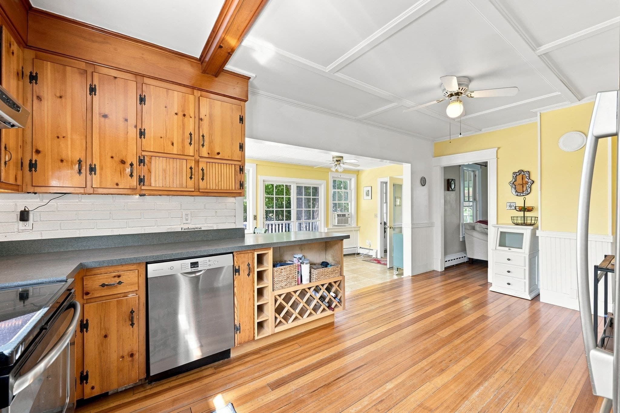 Single Family Residence at 143 Park St, Easthampton MA 01027, Easthampton, photo 11 of 42