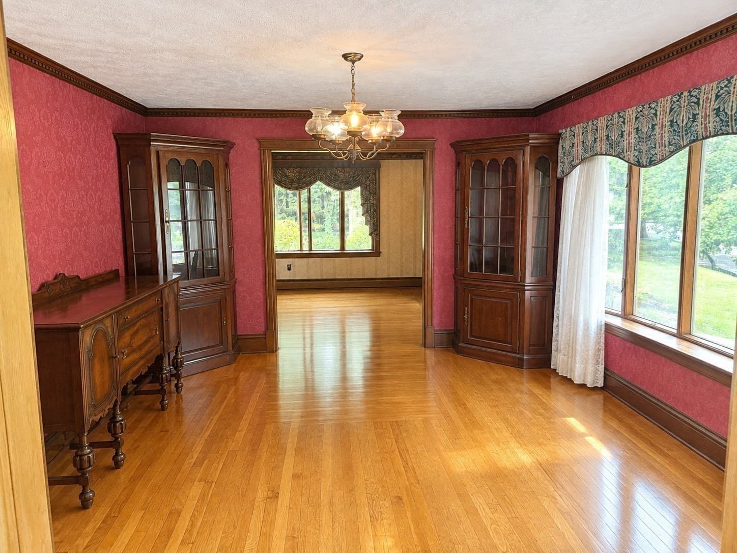 Single Family Residence at 16 Ferguson Rd, Wilmington MA 01887, Wilmington, photo 5 of 14