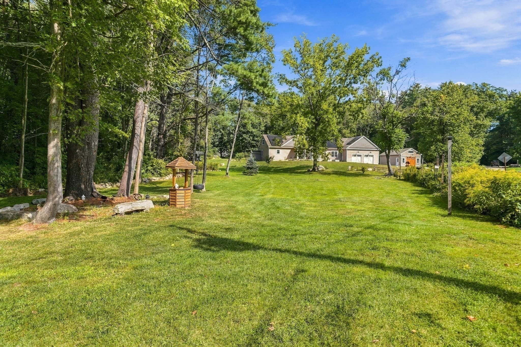 Single Family Residence at 5 Chase Road, Londonderry NH 03053, Londonderry, photo 2 of 42