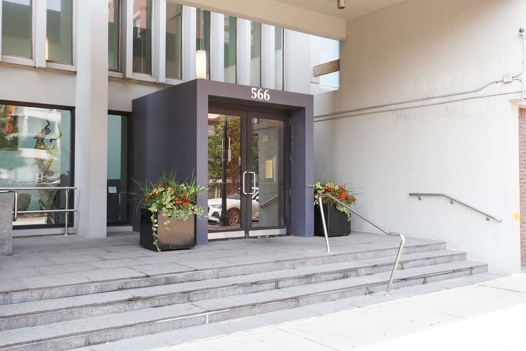 Stock Cooperative at 566 Commonwealth # 708, Boston MA 02215, photo 19 of 30