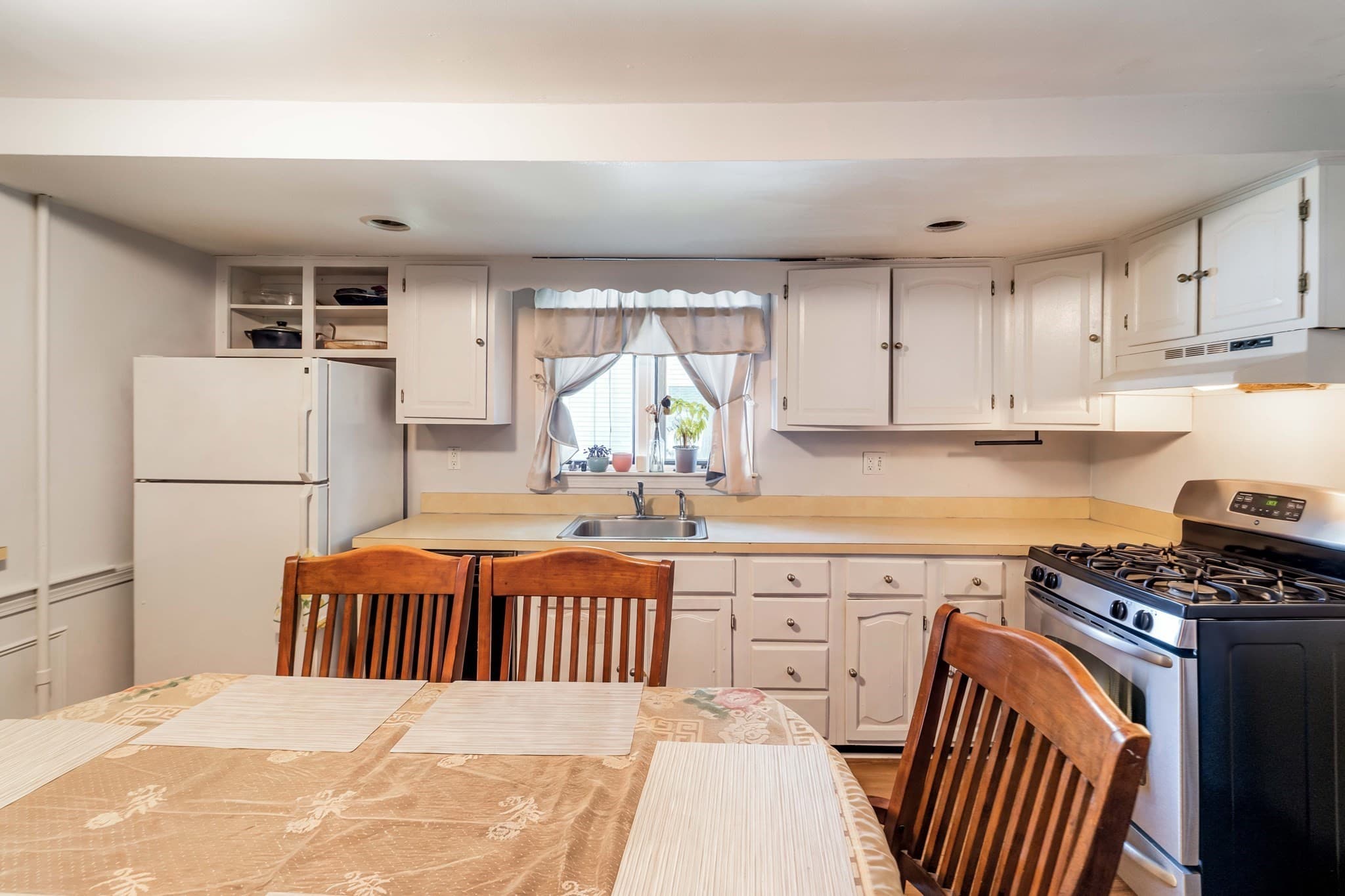 2 Family - 2 Units Up/Down at 104 Lawrence, Framingham MA 01702, Framingham, photo 7 of 22