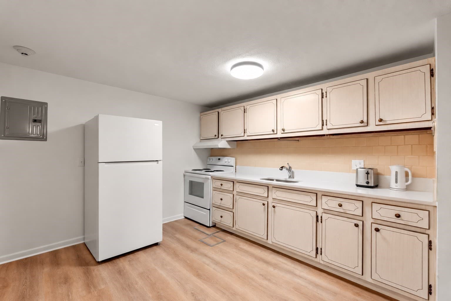 Condominium at 183 Mt Auburn St # 15, Watertown MA 02472, Watertown, photo 5 of 15