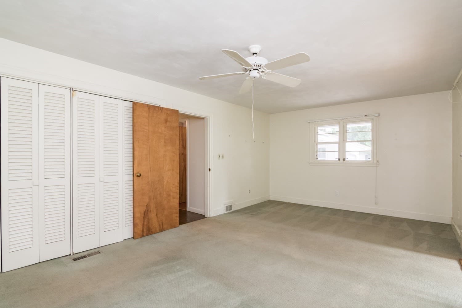 Single Family Residence at 136 Lincoln Avenue, Amherst MA 01002, Amherst, photo 22 of 36