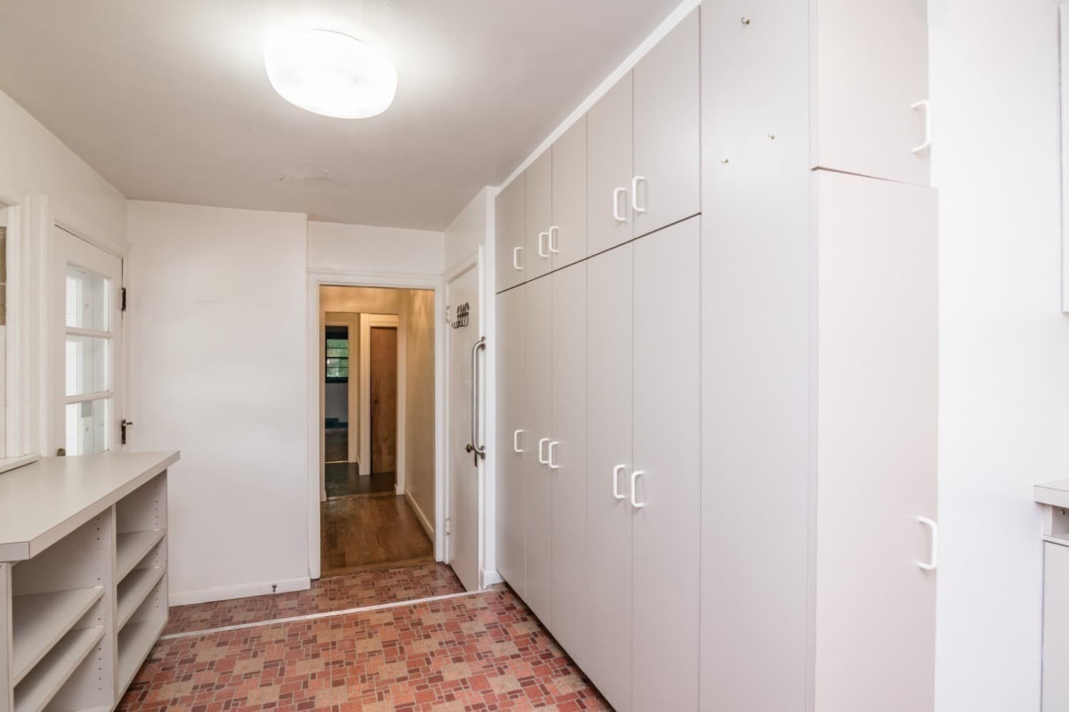 Single Family Residence at 136 Lincoln Avenue, Amherst MA 01002, Amherst, photo 15 of 36