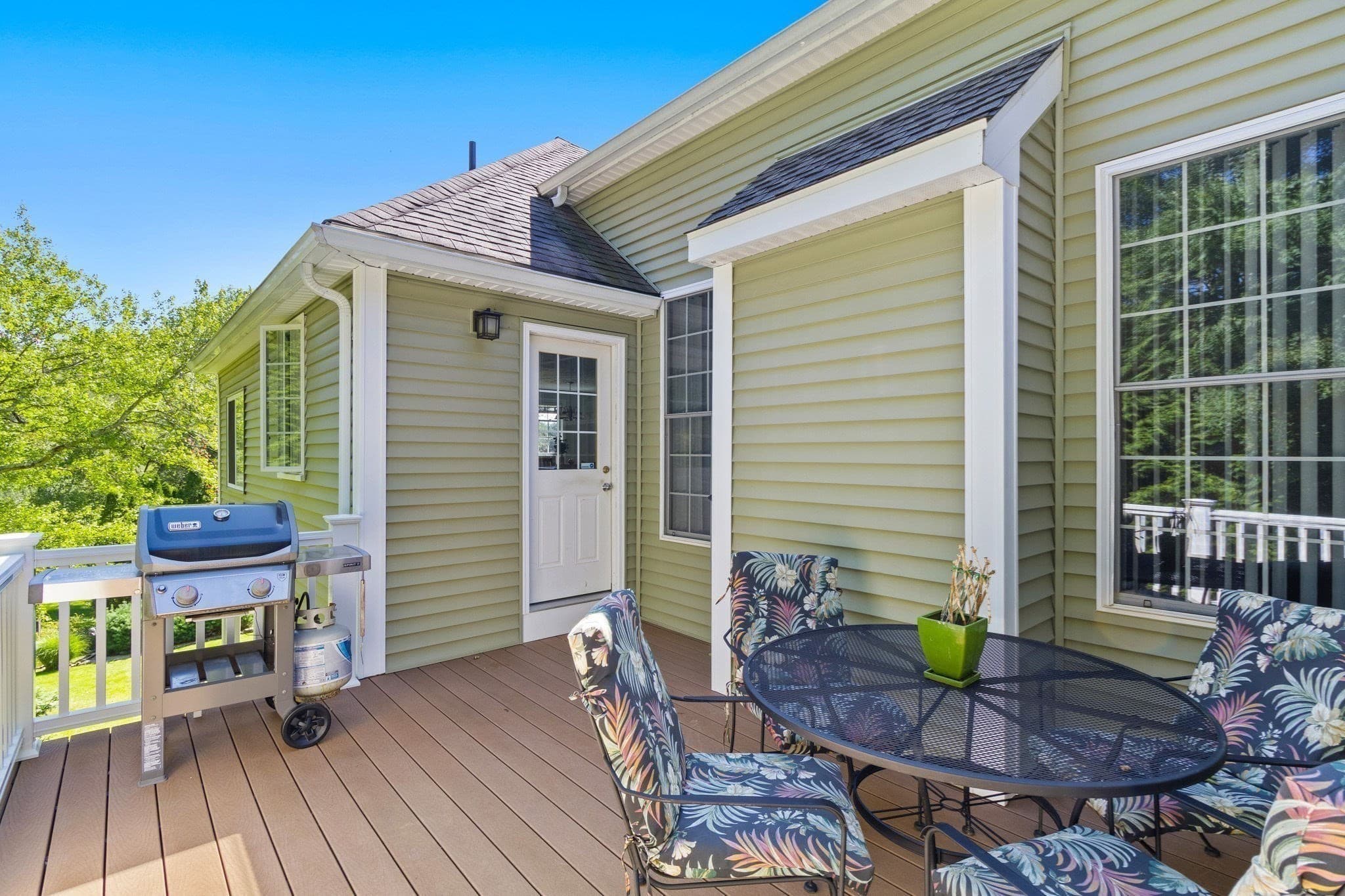 Single Family Residence at 24 Tanyard Rd, Dudley MA 01571, Dudley, photo 27 of 39