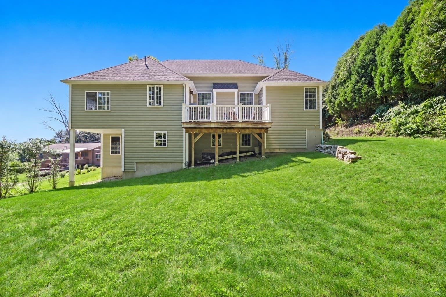 Single Family Residence at 24 Tanyard Rd, Dudley MA 01571, Dudley, photo 30 of 39