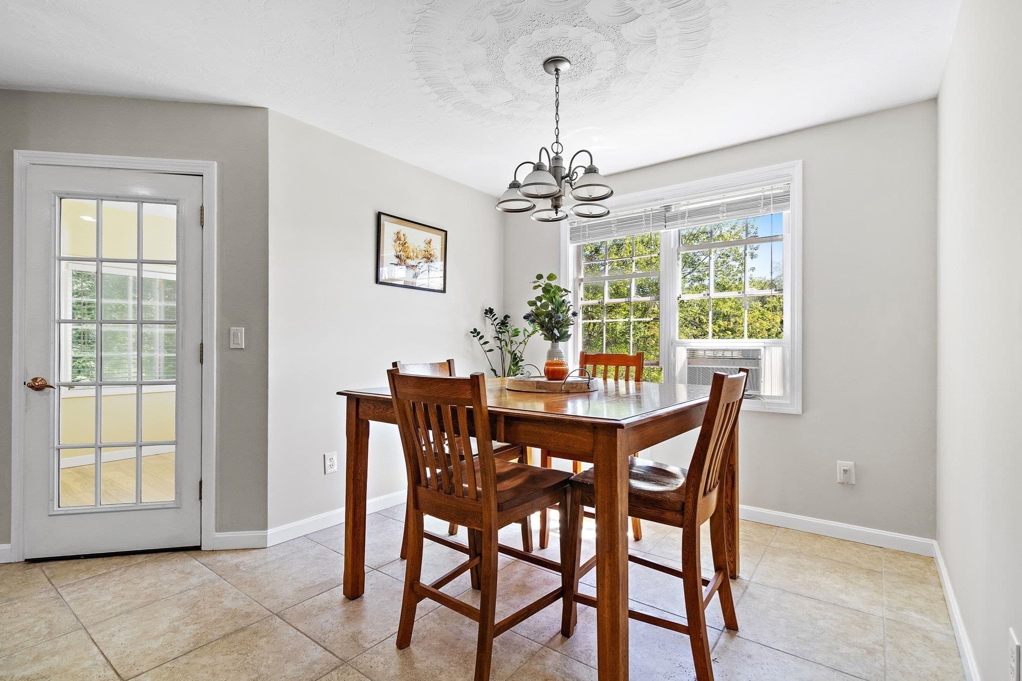 Single Family Residence at 24 Tanyard Rd, Dudley MA 01571, Dudley, photo 10 of 39