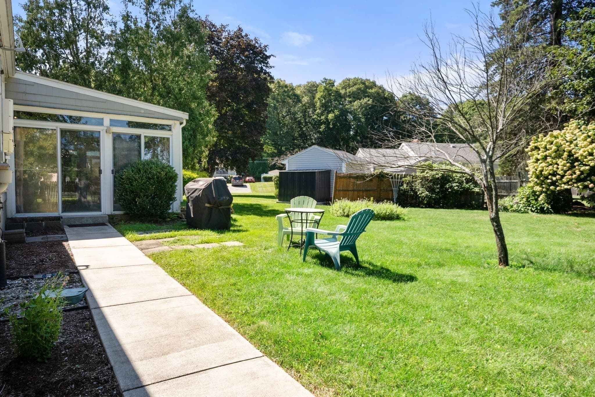 Single Family Residence at 4 Carson Rd, Woburn MA 01801, Woburn, photo 27 of 33
