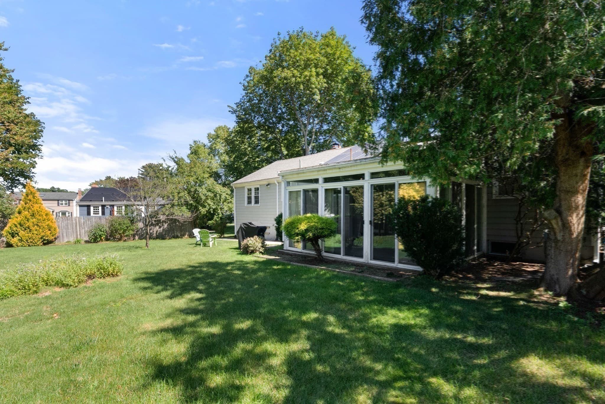 Single Family Residence at 4 Carson Rd, Woburn MA 01801, Woburn, photo 28 of 33