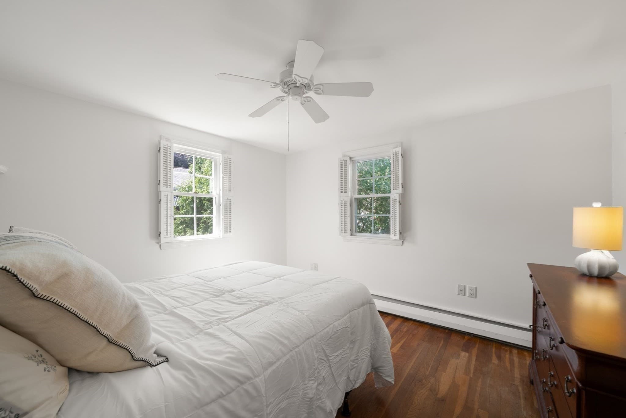 Single Family Residence at 4 Carson Rd, Woburn MA 01801, Woburn, photo 9 of 33