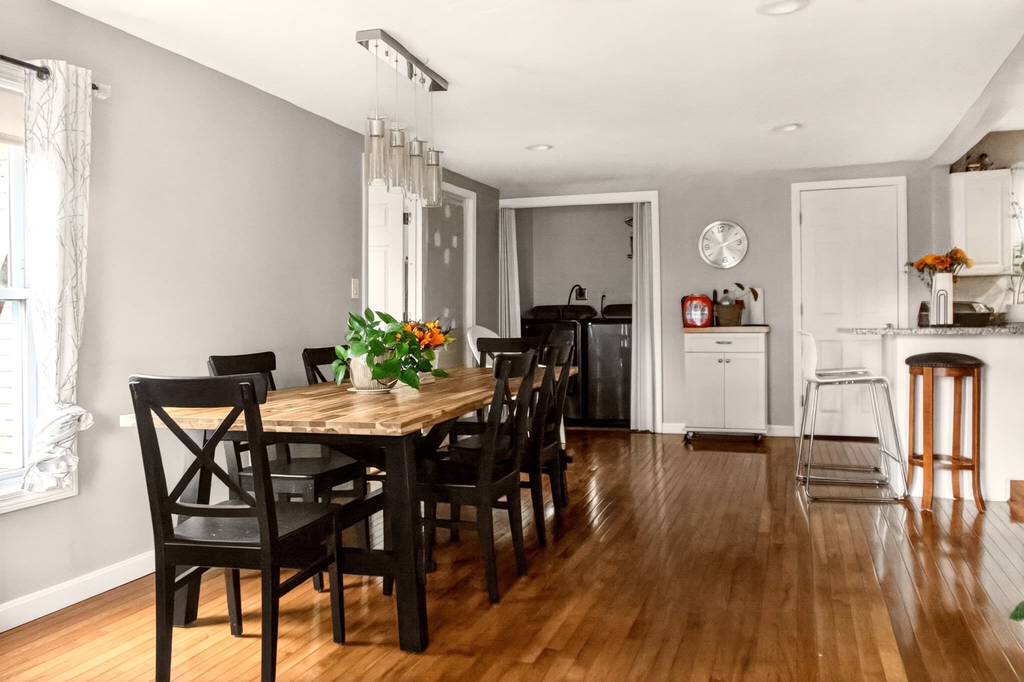 Single Family Residence at 17 Moon St, Southbridge MA 01550, Southbridge, photo 10 of 40