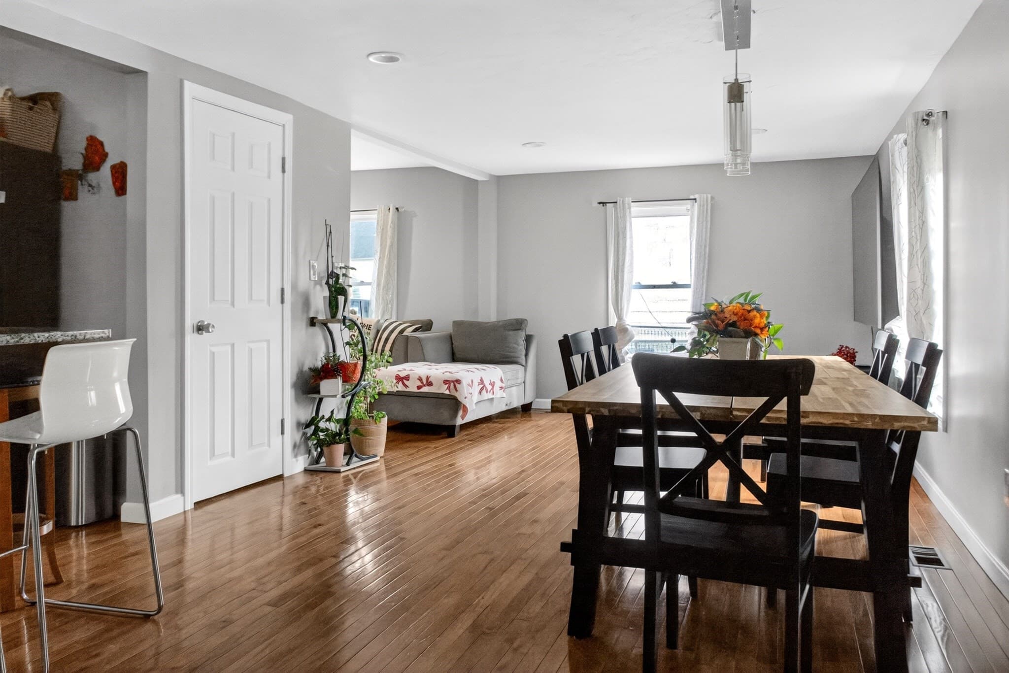 Single Family Residence at 17 Moon St, Southbridge MA 01550, Southbridge, photo 11 of 40