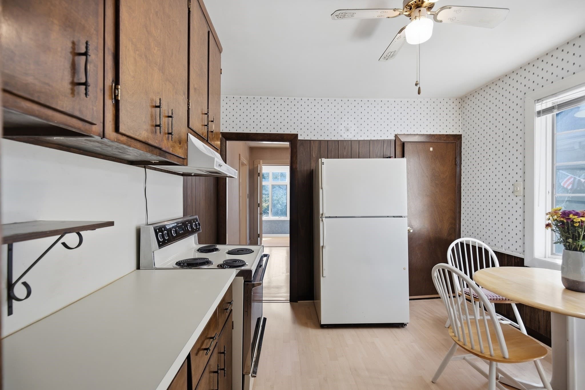Single Family Residence at 262 Essex St, Swampscott MA 01907, Swampscott, photo 18 of 38