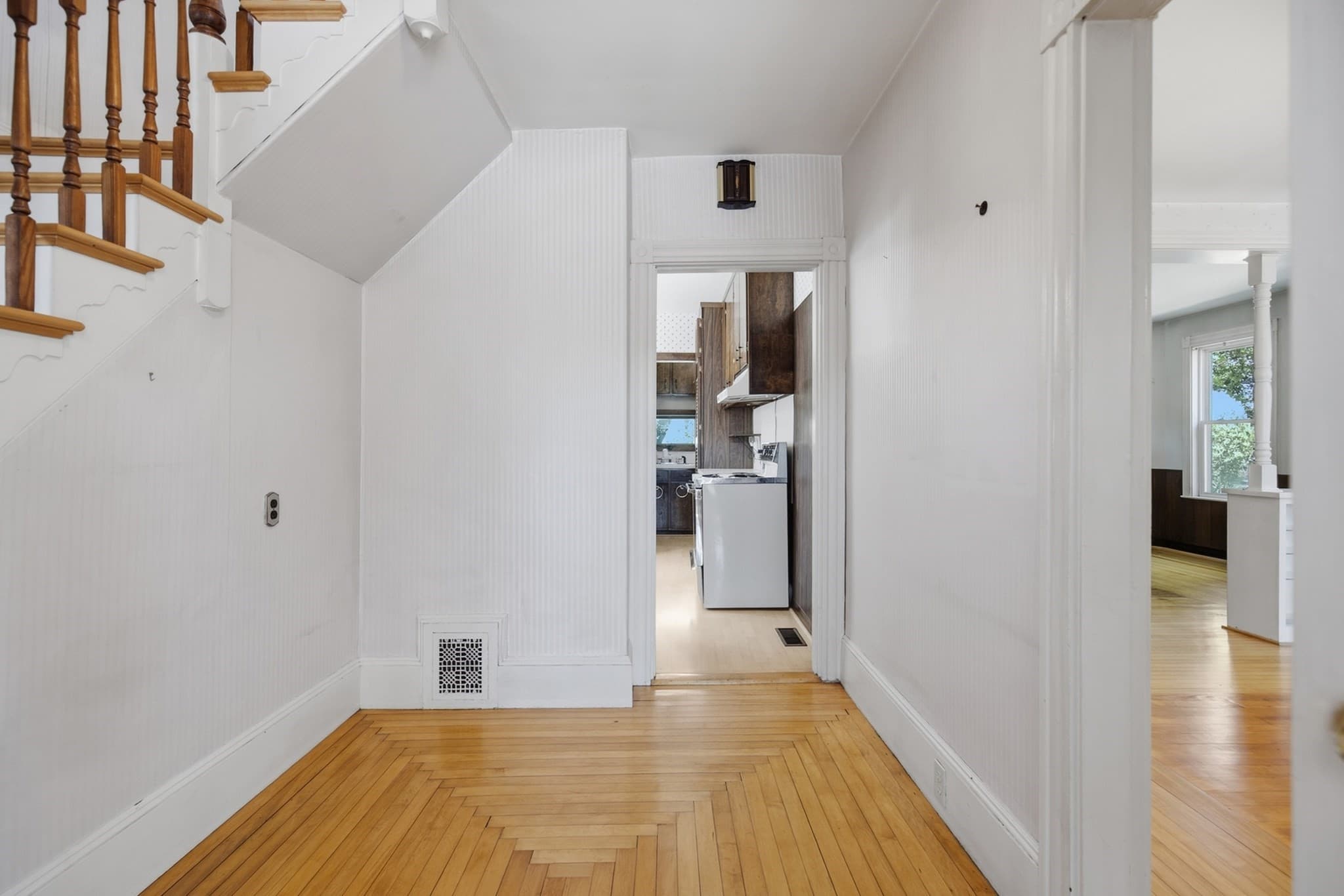 Single Family Residence at 262 Essex St, Swampscott MA 01907, Swampscott, photo 11 of 38