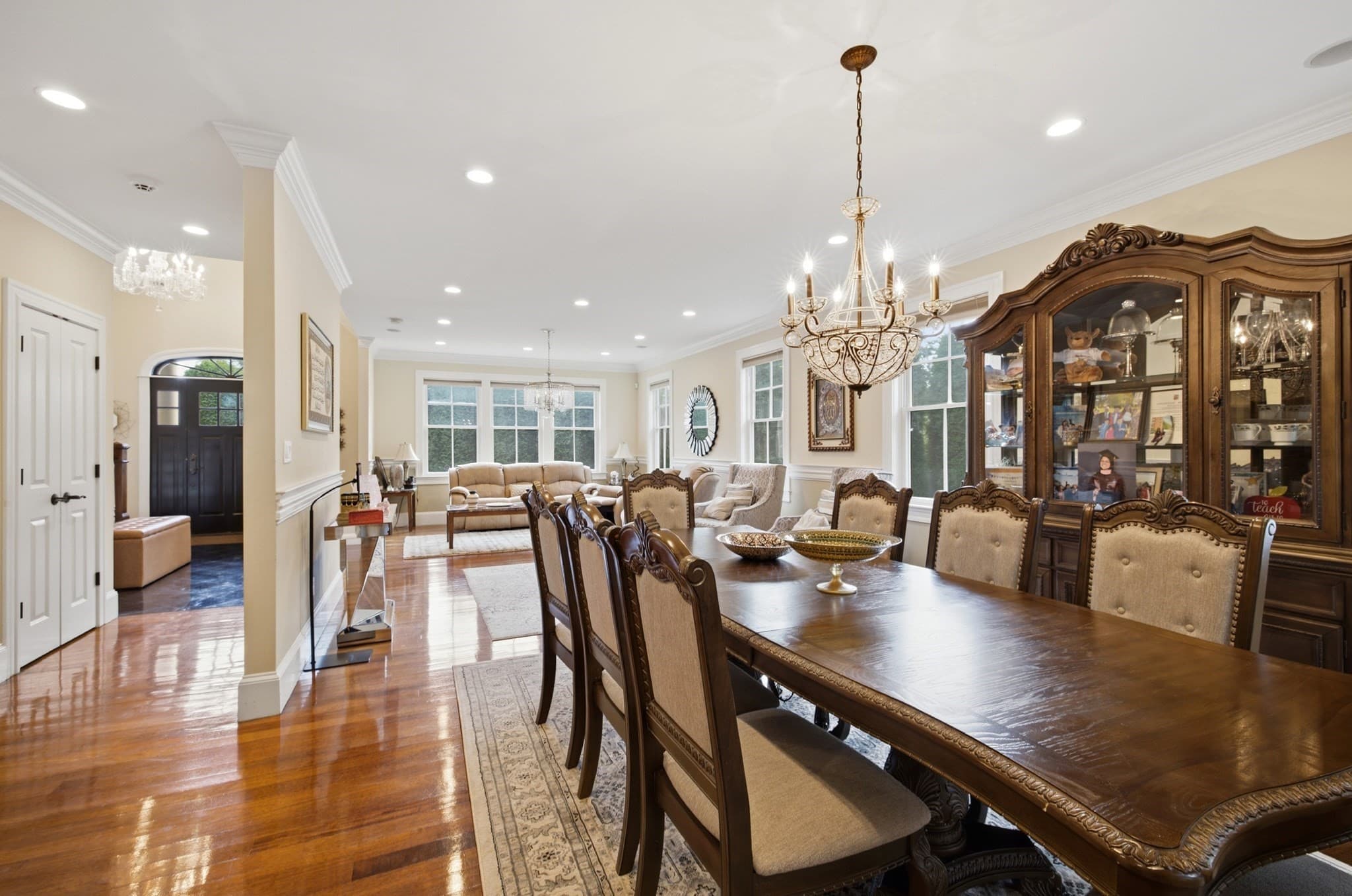 Single Family Residence at 8 Longmeadow Rd, Newton MA 02459, Newton, photo 6 of 41